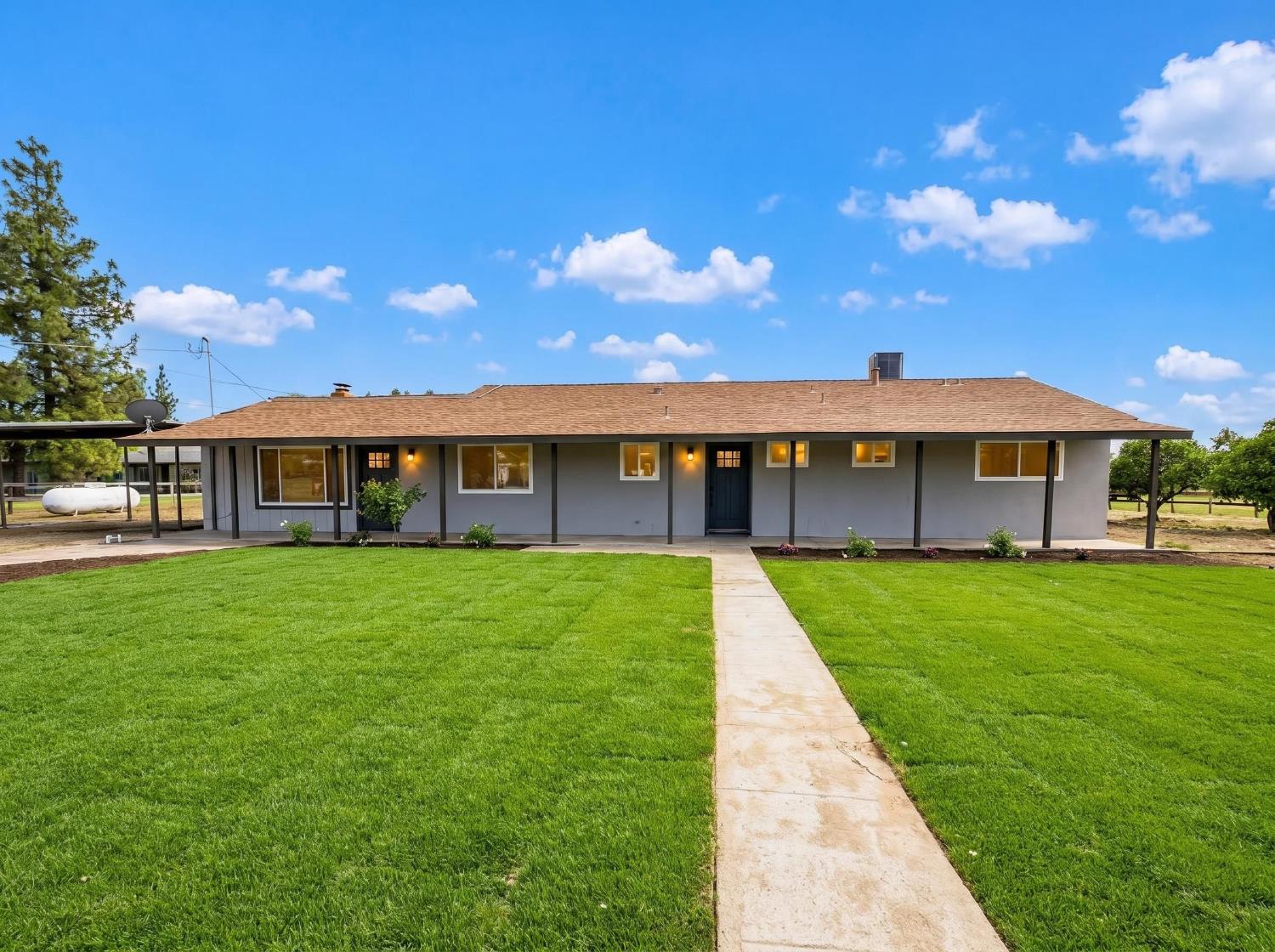 $750,000+