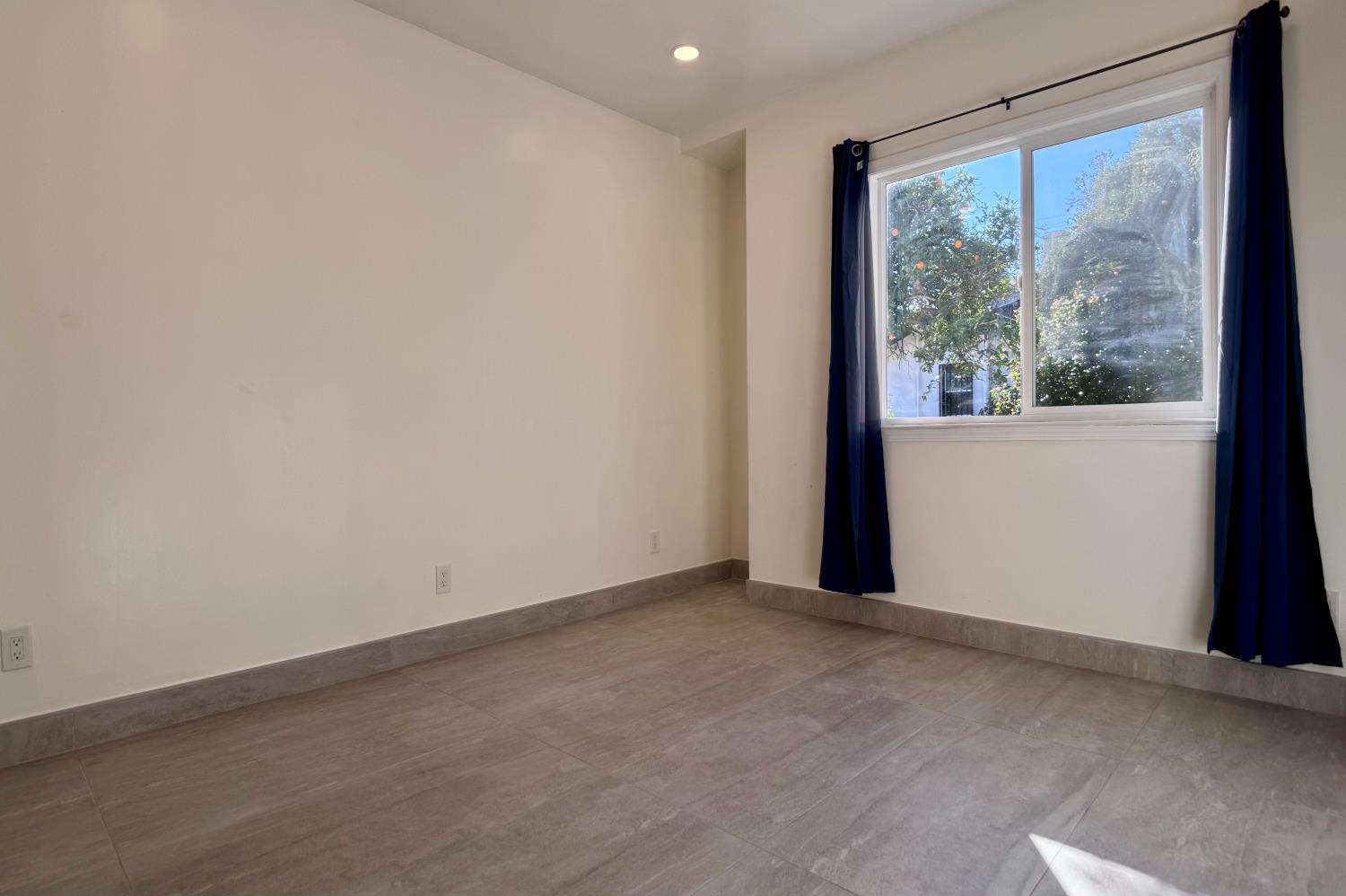 416 E Tuolumne Street N, Fresno, CA, 93706