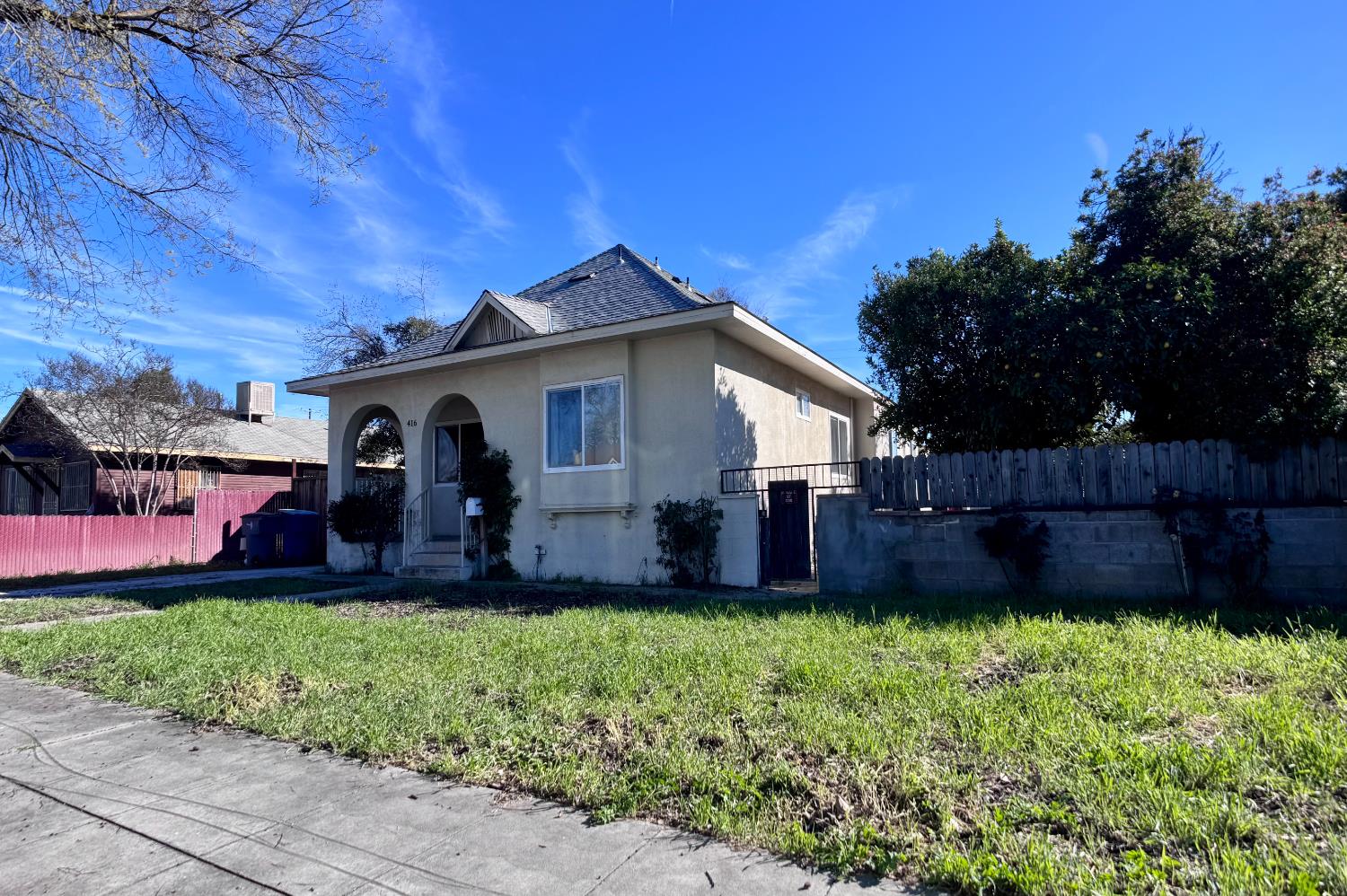 416 E Tuolumne Street N, Fresno, CA, 93706