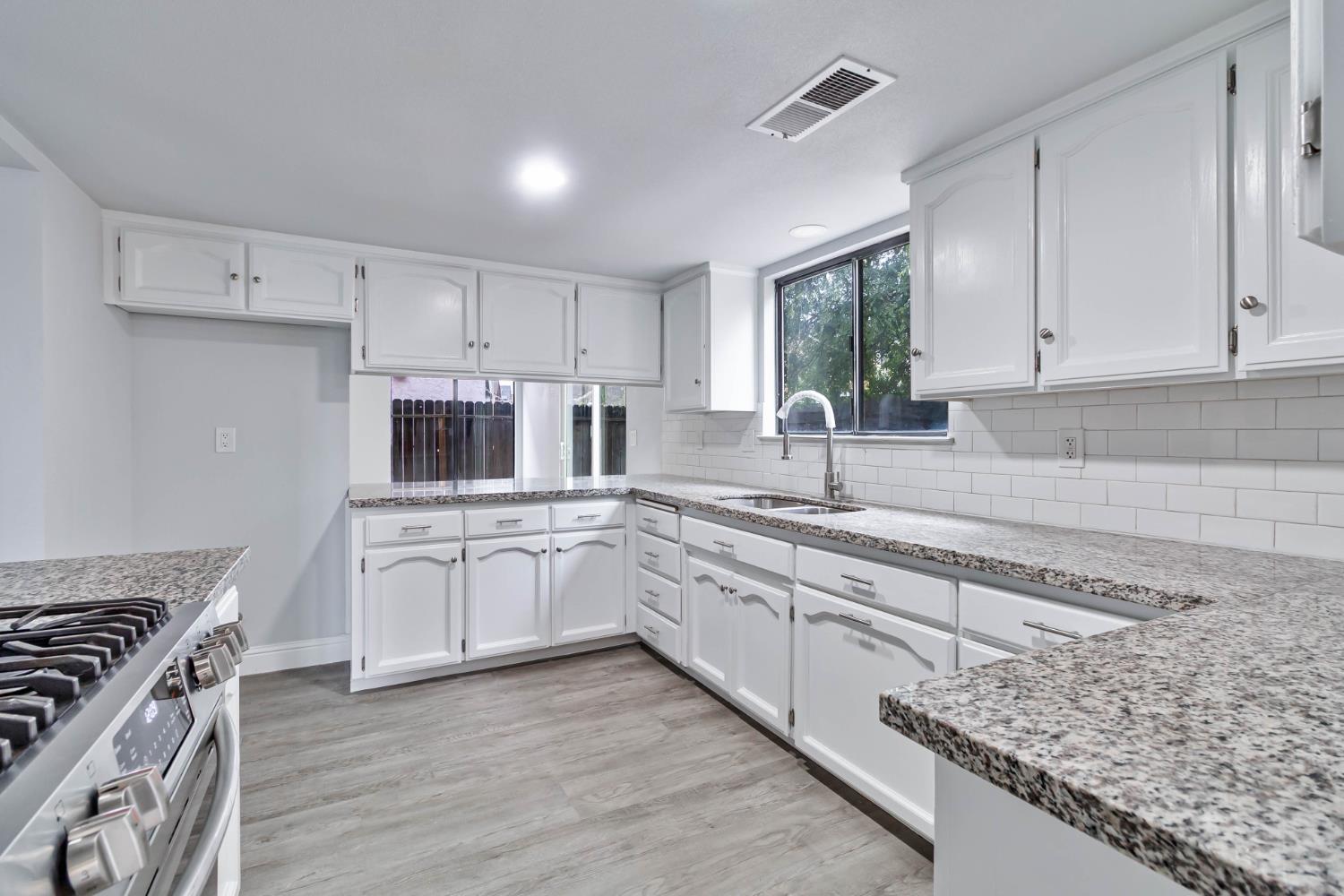2244 N Prospect Avenue, Fresno, CA, 93722