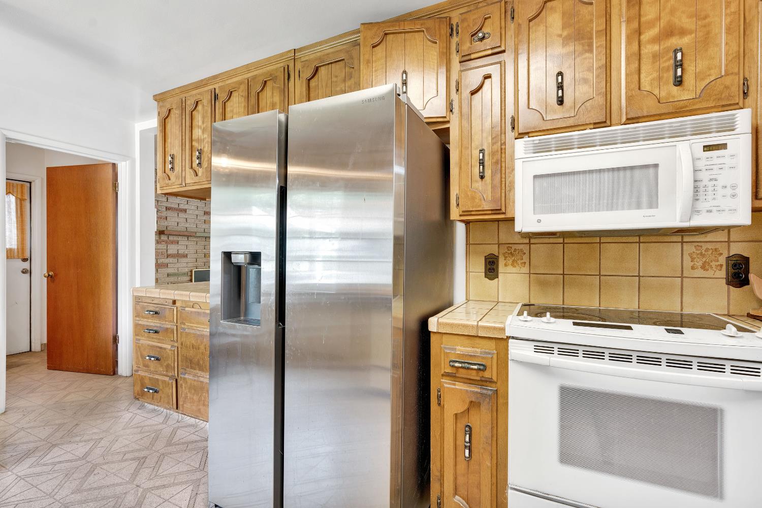 3376 E Richert, Fresno, CA, 93726
