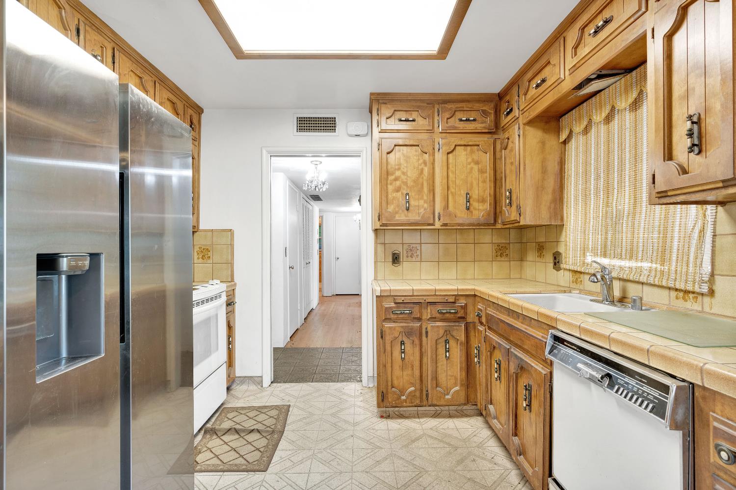 3376 E Richert, Fresno, CA, 93726