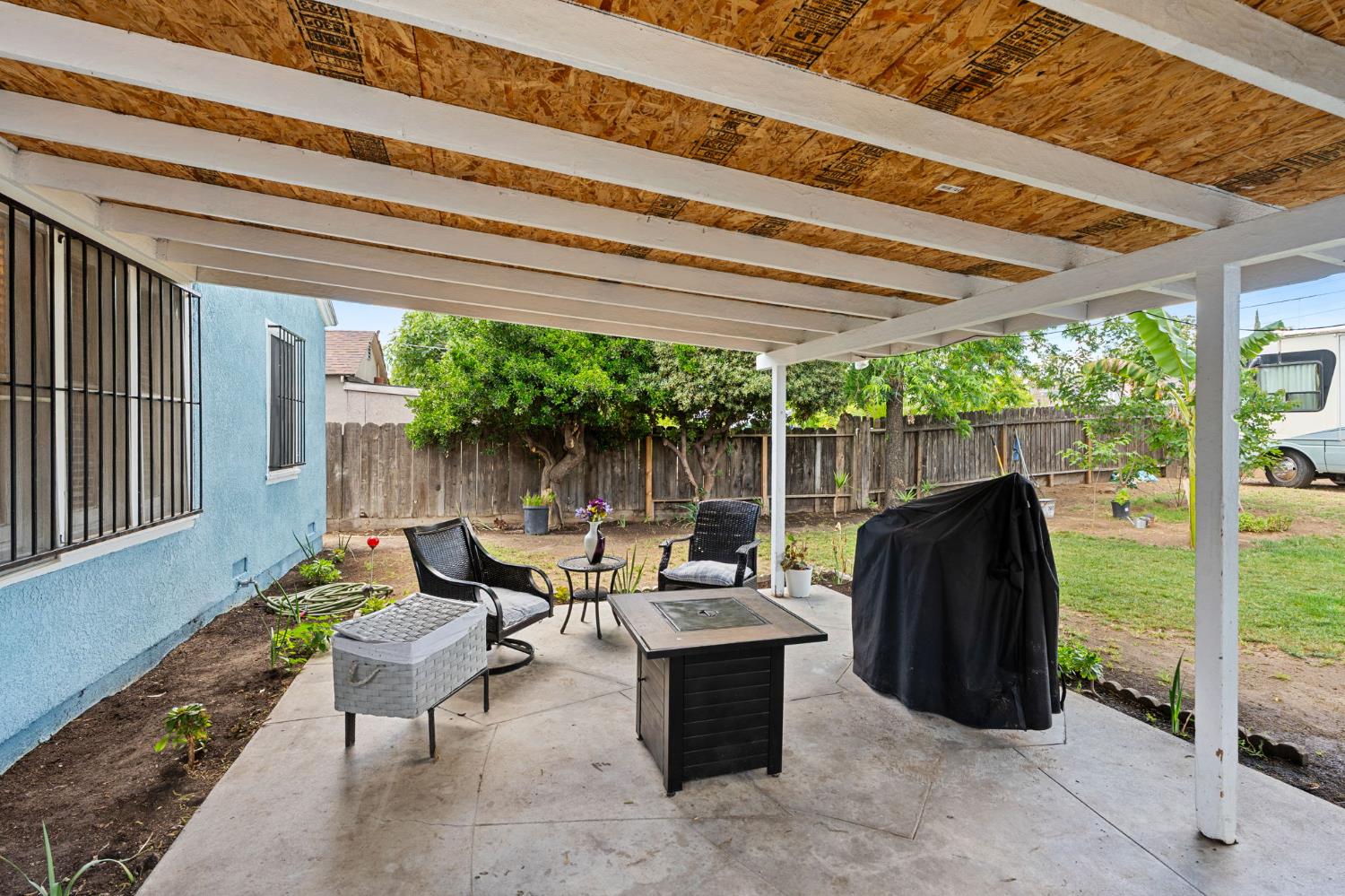 4025 E Tulare Street, Fresno, CA, 93702