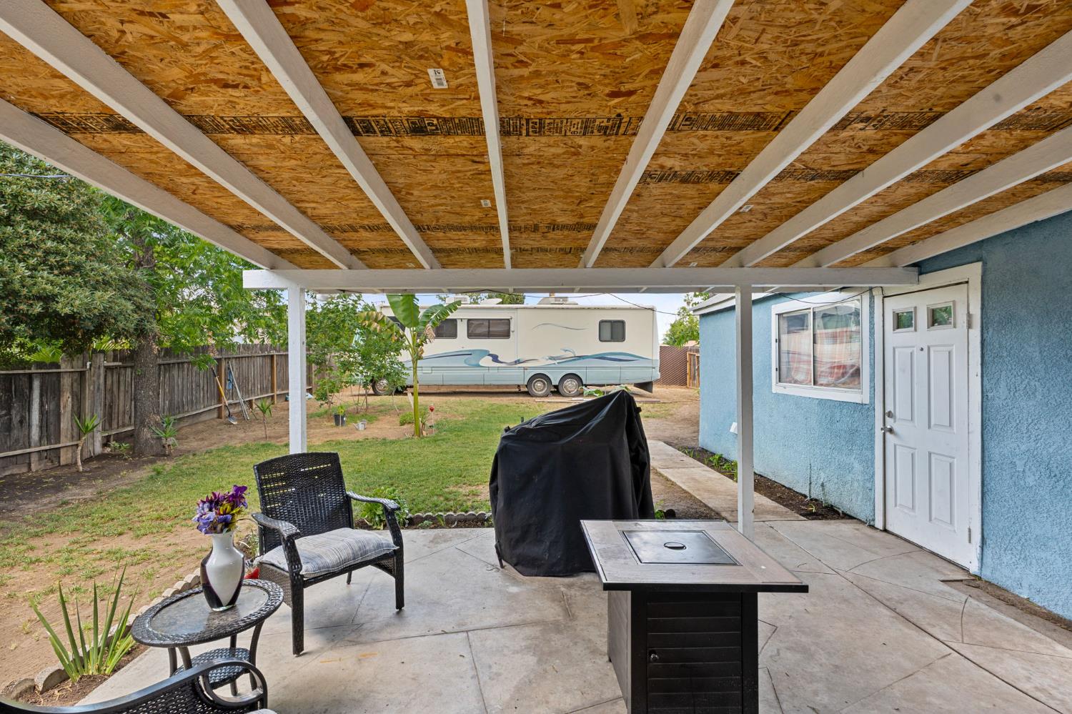 4025 E Tulare Street, Fresno, CA, 93702