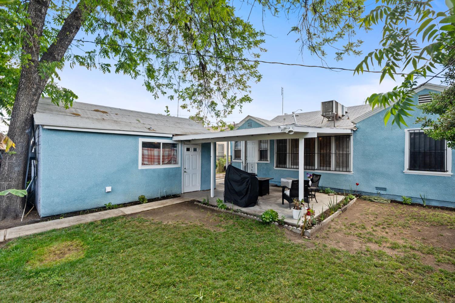 4025 E Tulare Street, Fresno, CA, 93702