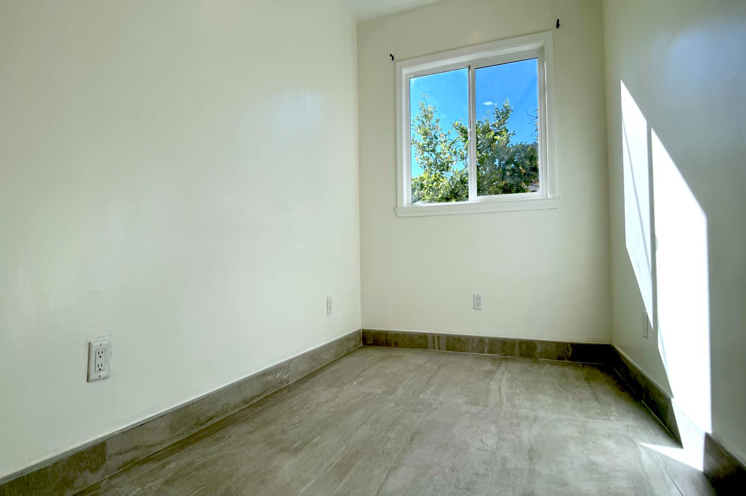 416 E Tuolumne Street N, Fresno, CA, 93706