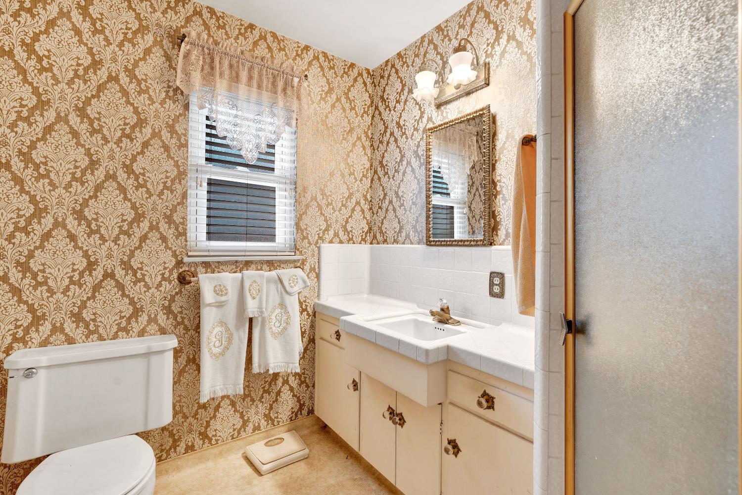 3376 E Richert, Fresno, CA, 93726