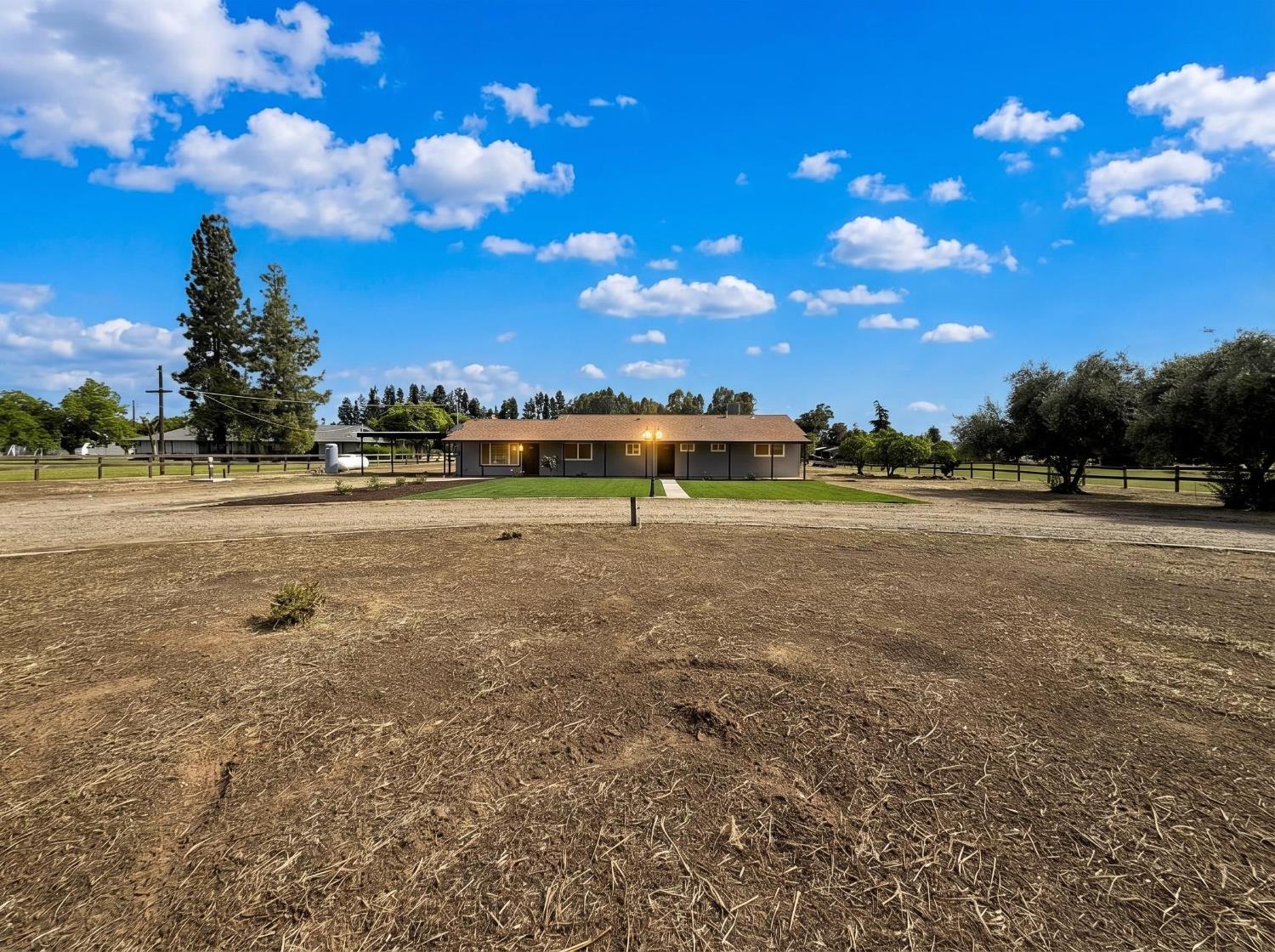 Single Family in Clovis - photo 2