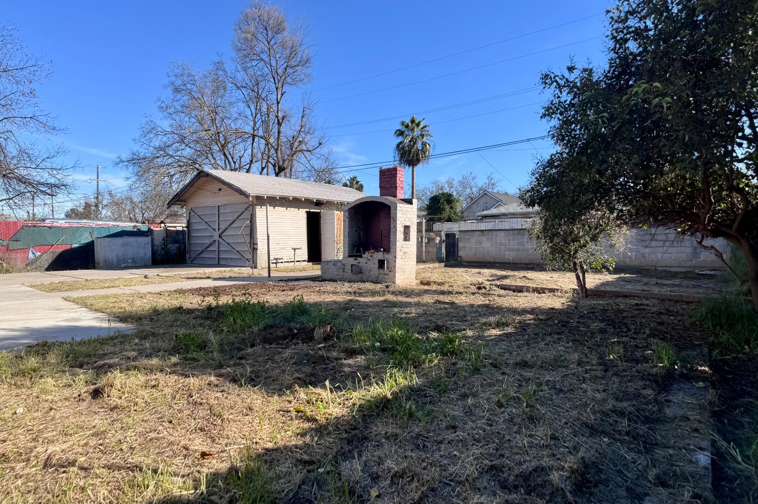 416 E Tuolumne Street N, Fresno, CA, 93706