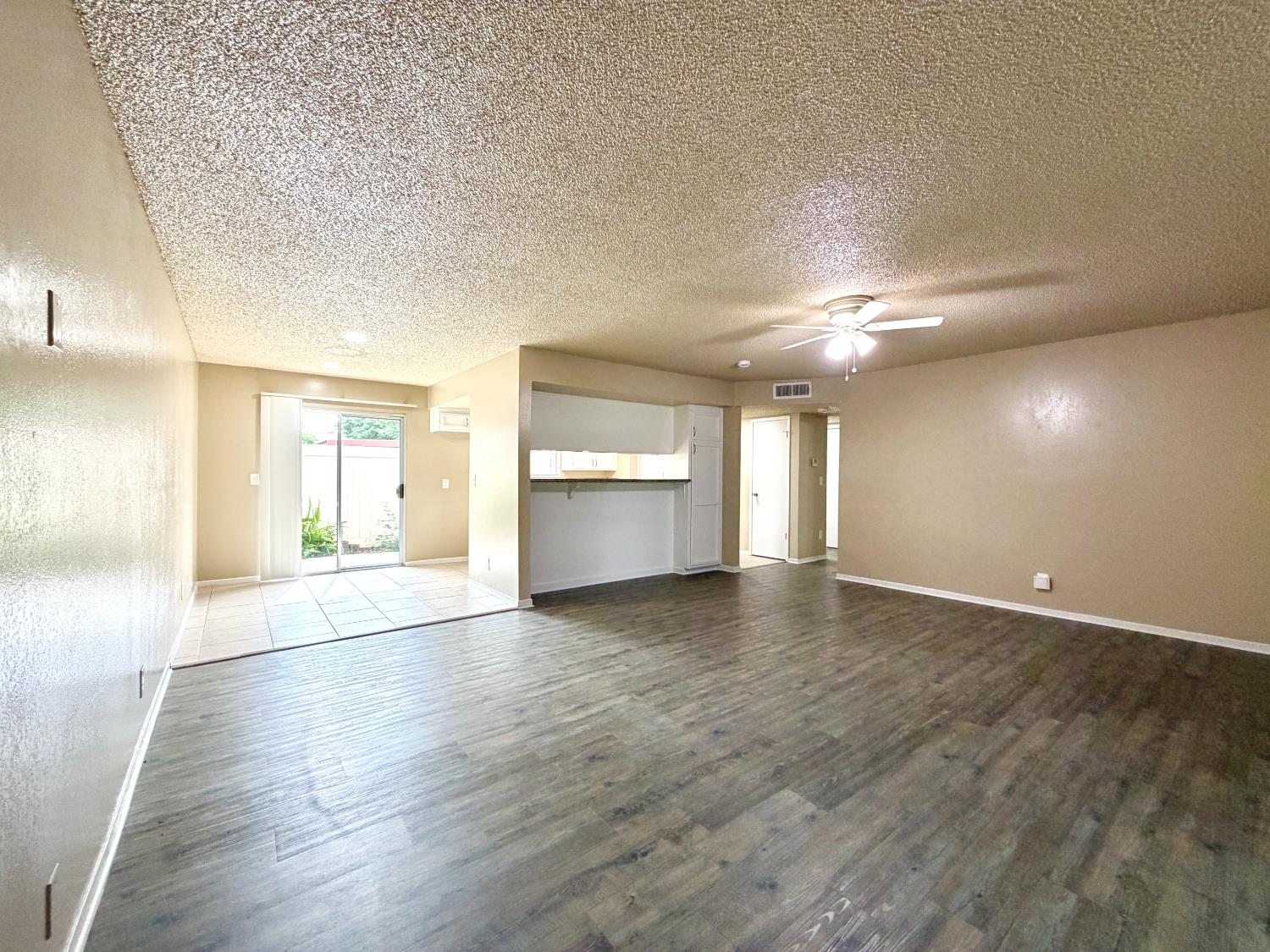1250 E Shaw Avenue UNIT&nbsp;122, Fresno, CA, 93710