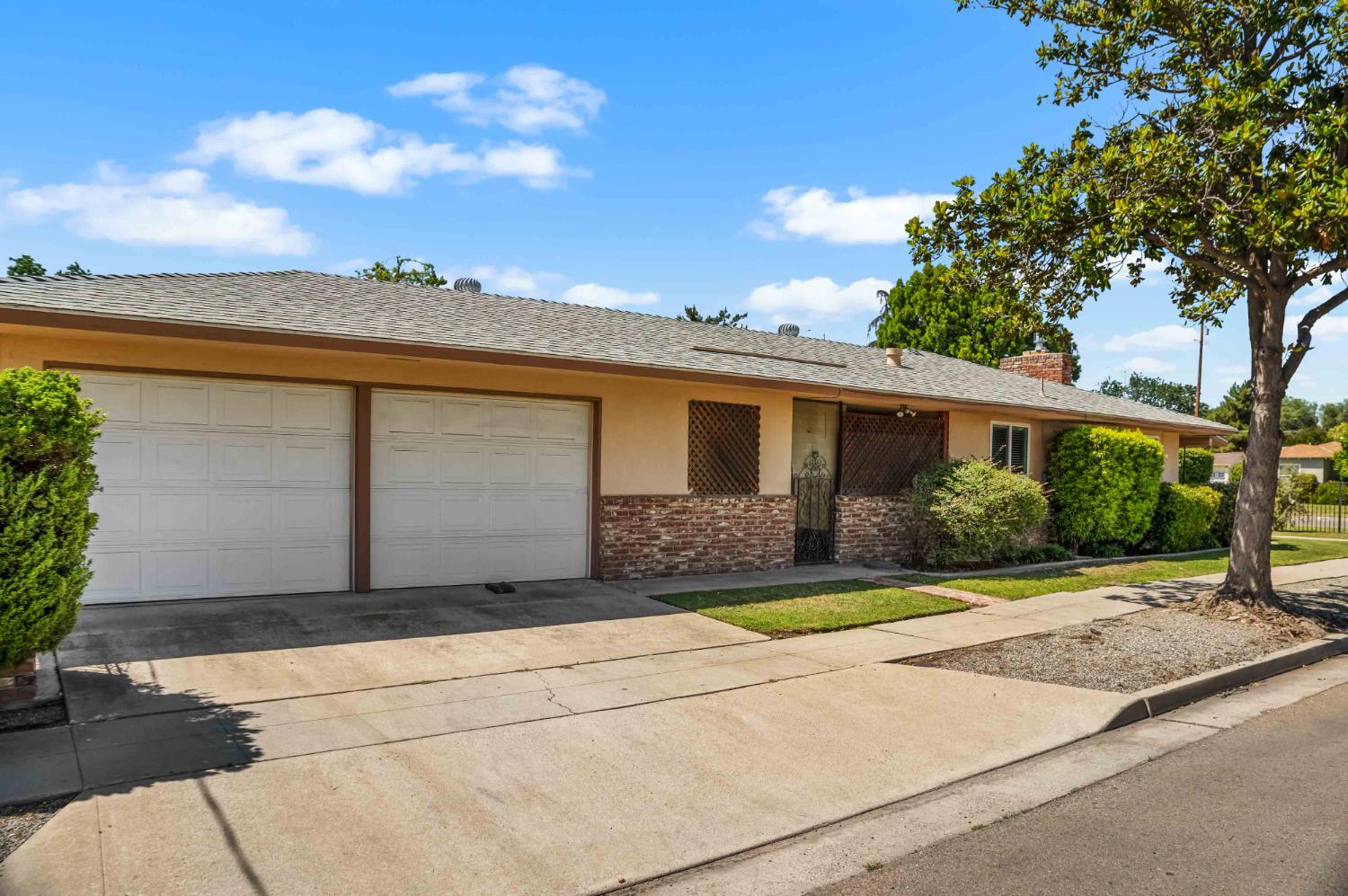 2244 E Princeton Avenue, Fresno, CA, 93703