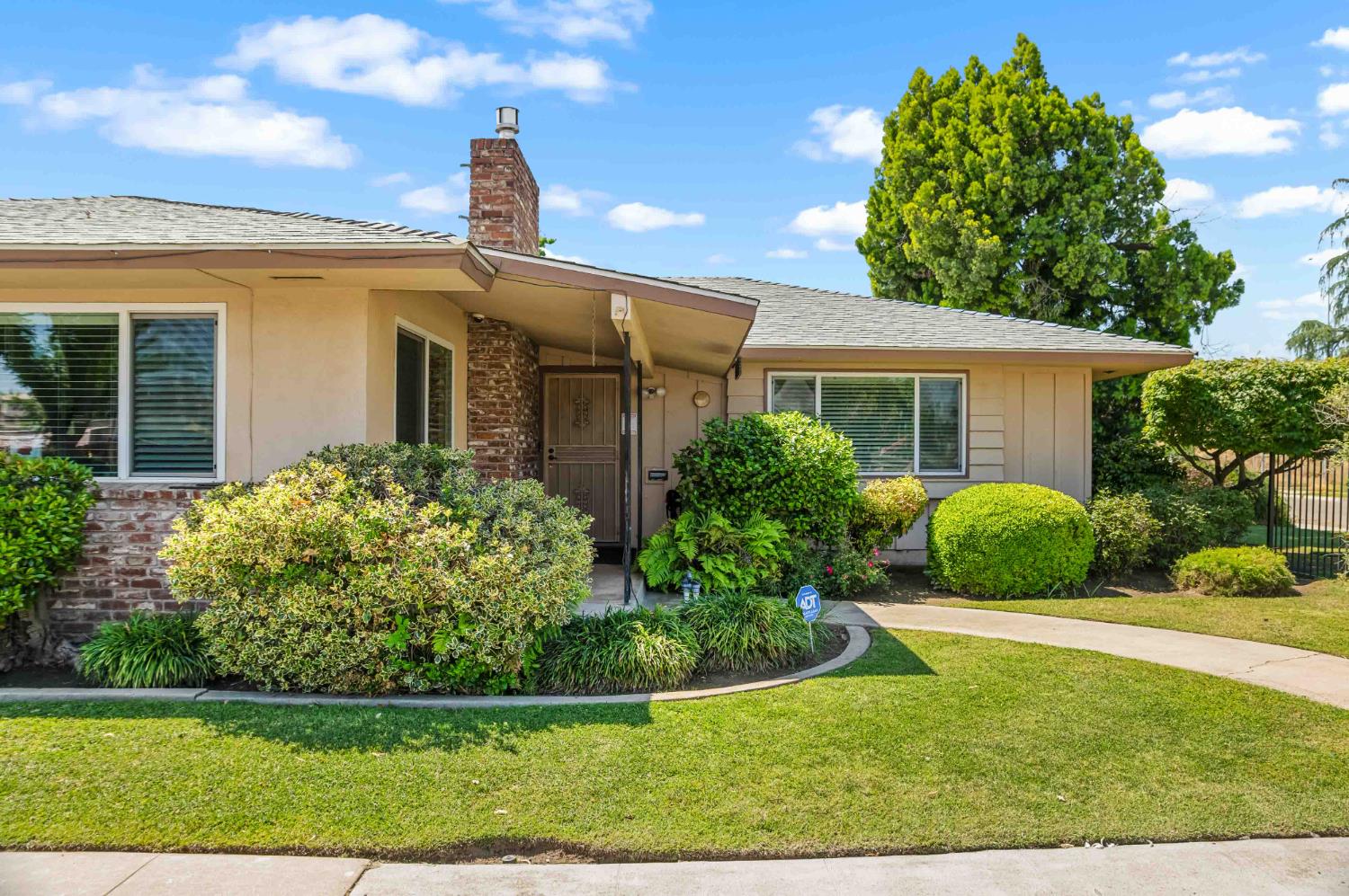 2244 E Princeton Avenue, Fresno, CA, 93703