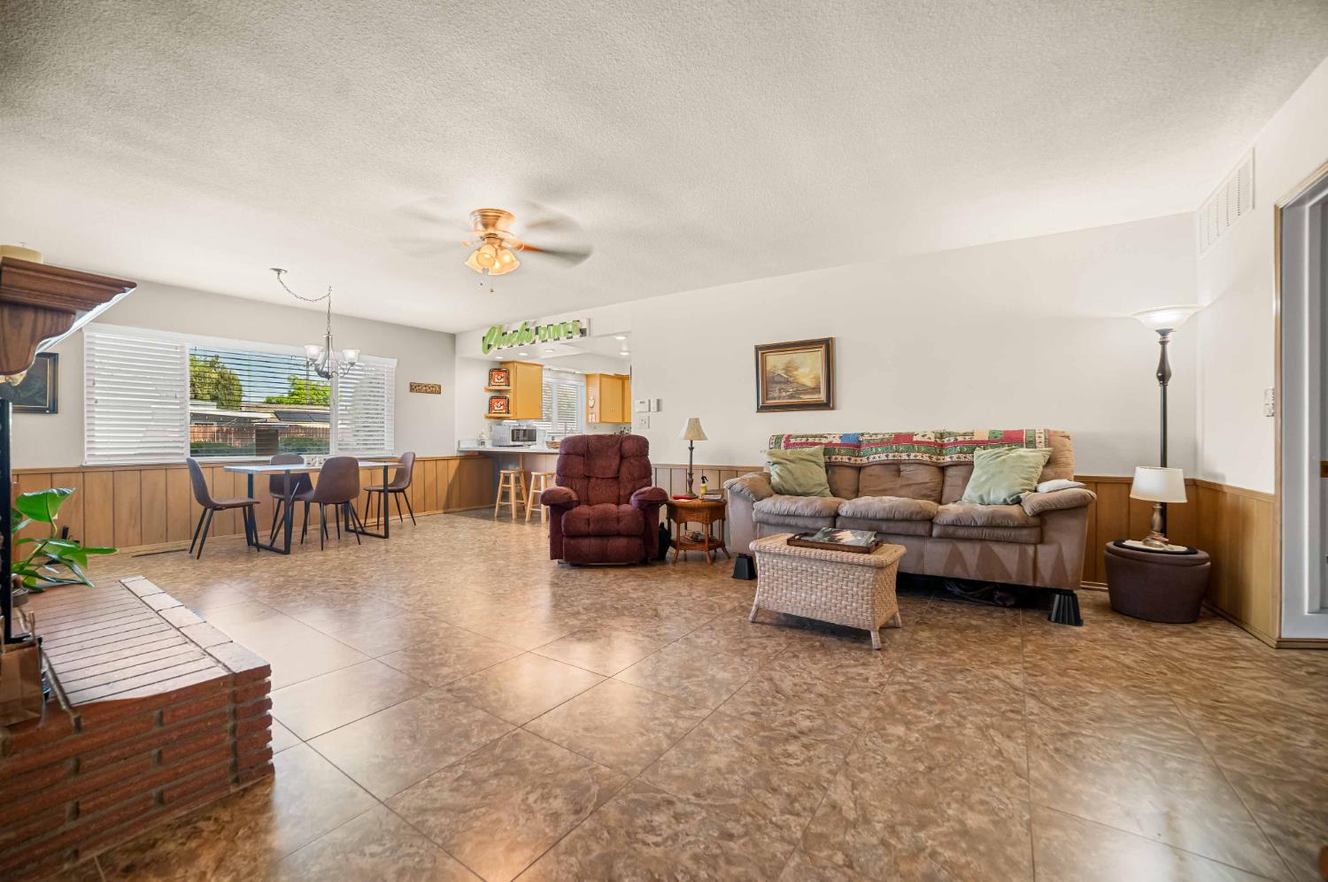 2244 E Princeton Avenue, Fresno, CA, 93703