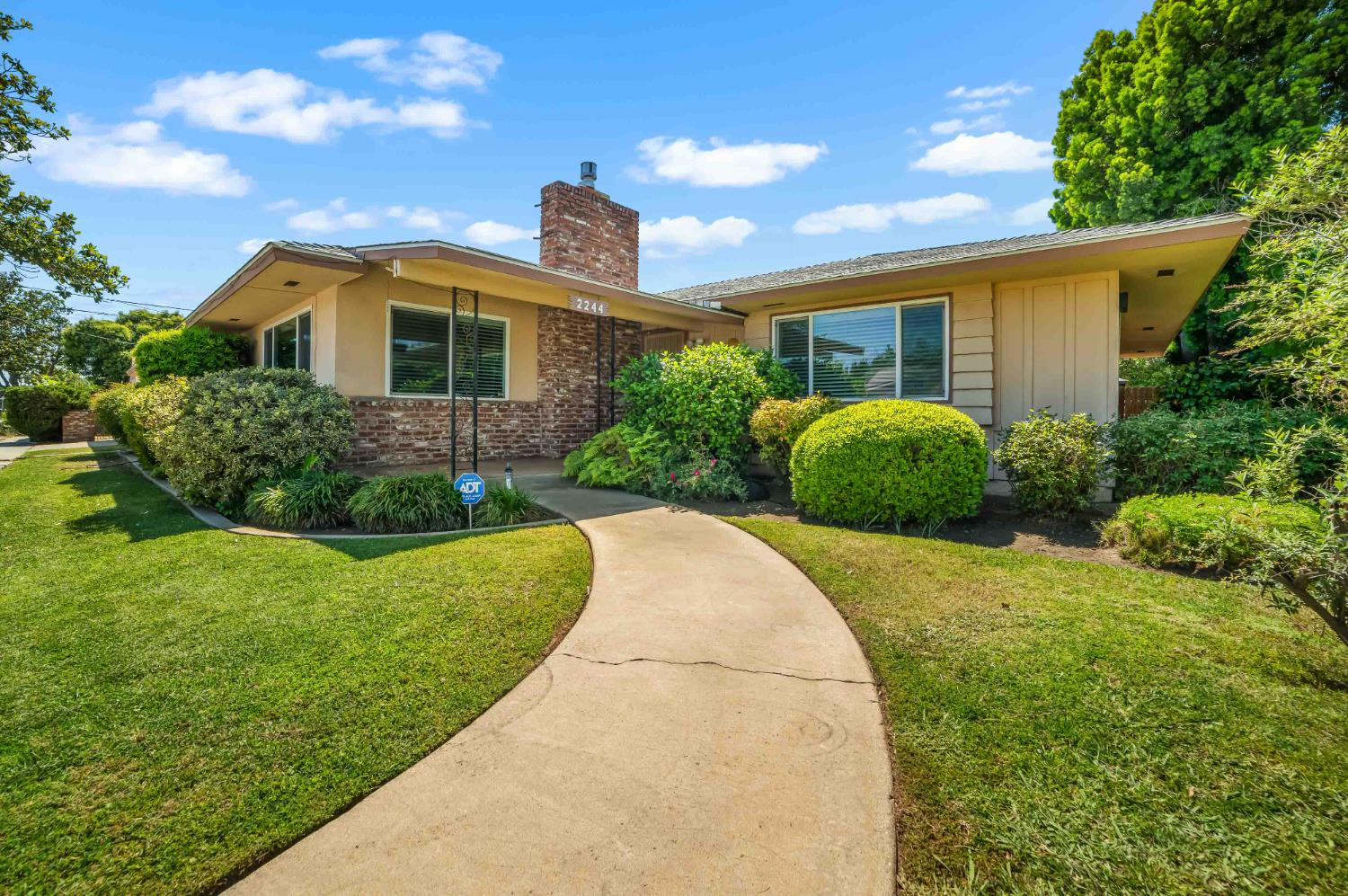 2244 E Princeton Avenue, Fresno, CA, 93703