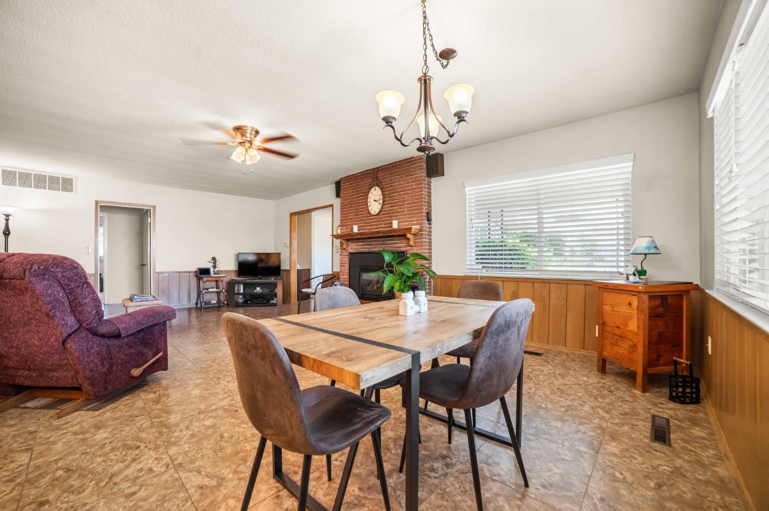 2244 E Princeton Avenue, Fresno, CA, 93703