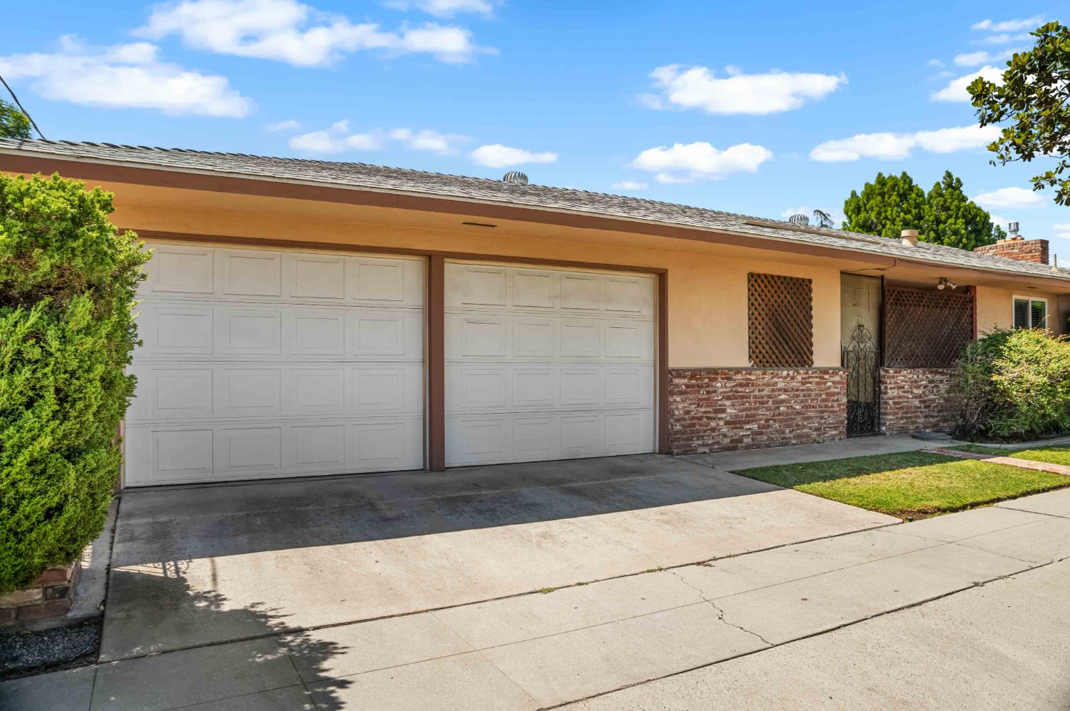 2244 E Princeton Avenue, Fresno, CA, 93703