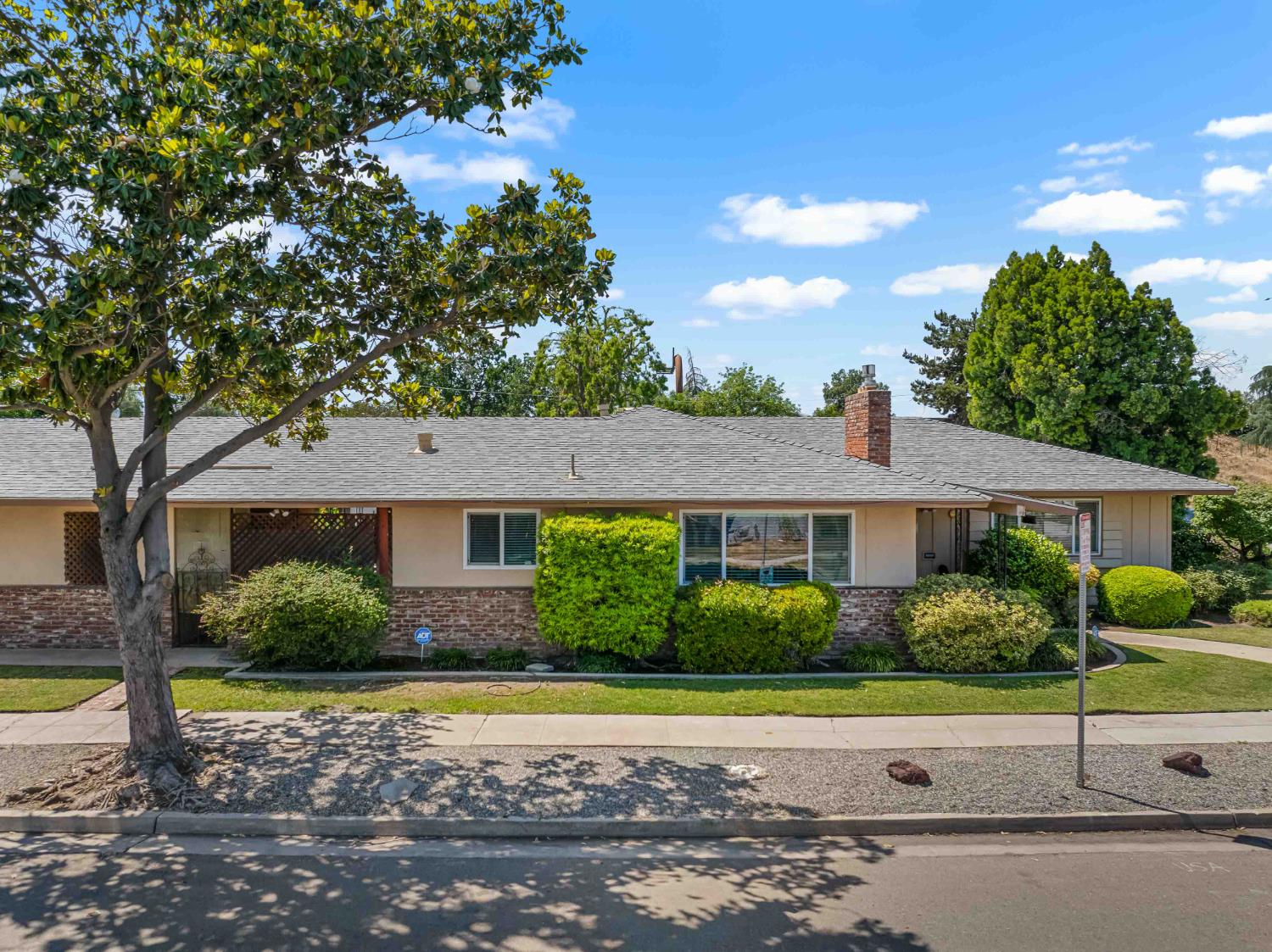 2244 E Princeton Avenue, Fresno, CA, 93703