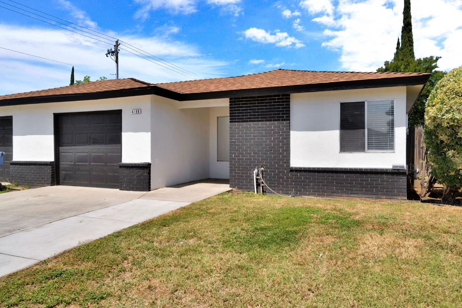 Single Family in Fresno - photo 3
