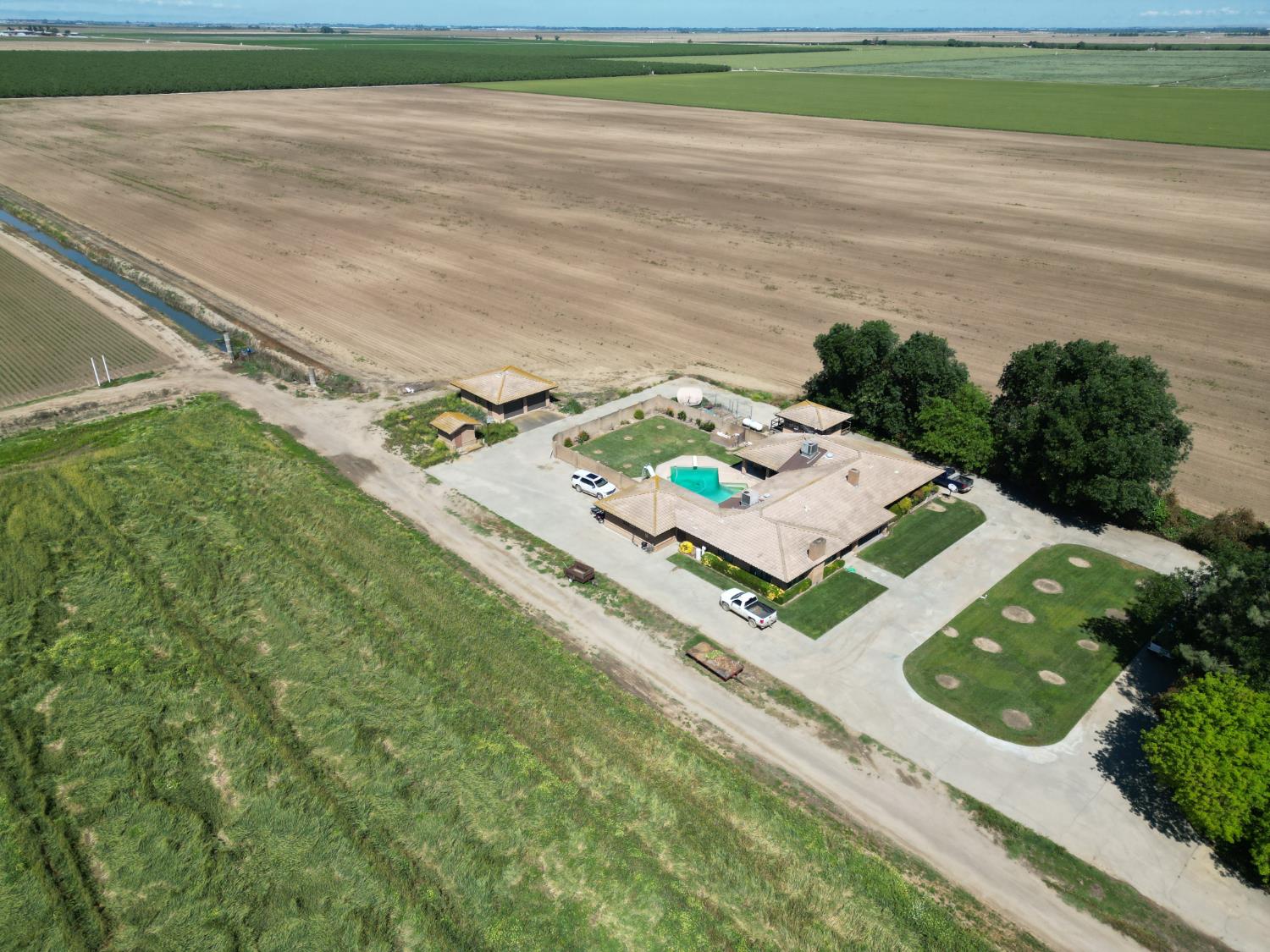 8841 Cross Road, Chowchilla, CA, 93610