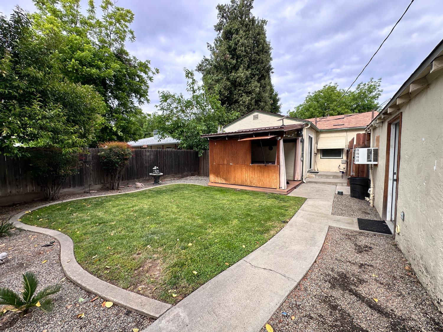 2049 N Adoline Avenue, Fresno, CA, 93705
