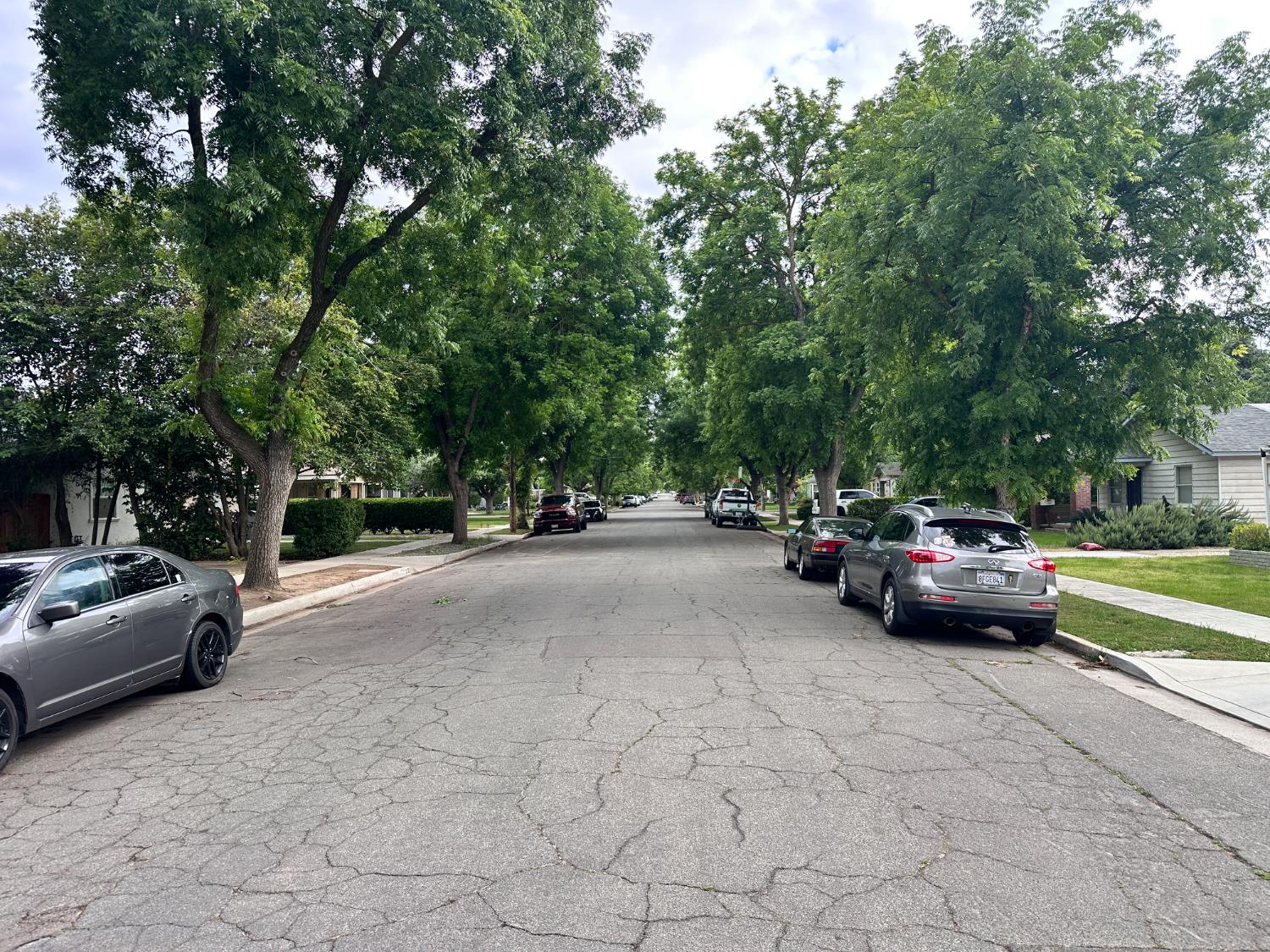 2049 N Adoline Avenue, Fresno, CA, 93705