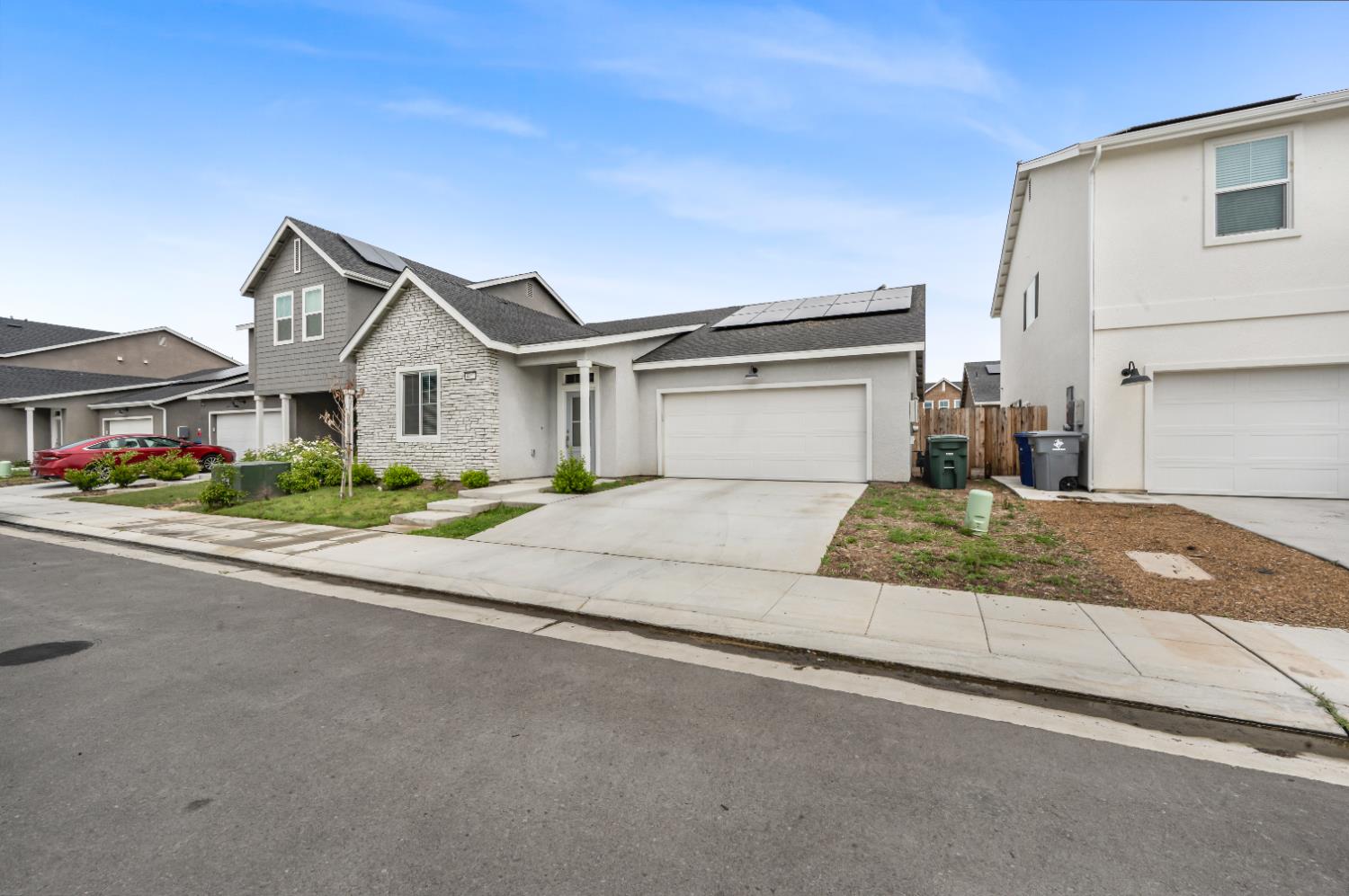 Single Family in Clovis - photo 3