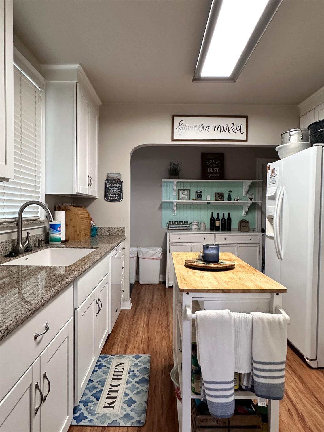 2049 N Adoline Avenue, Fresno, CA, 93705