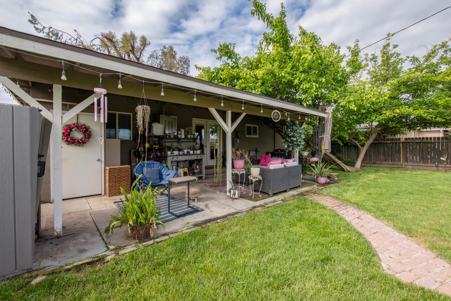 814 W Vassar Avenue, Fresno, CA, 93705