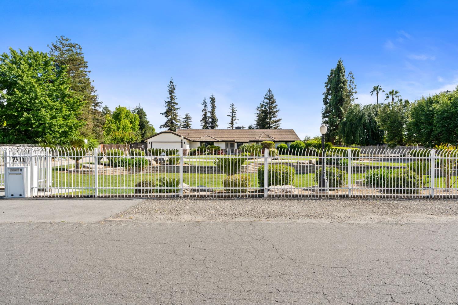 7311 W Rialto Avenue, Fresno, CA, 93723