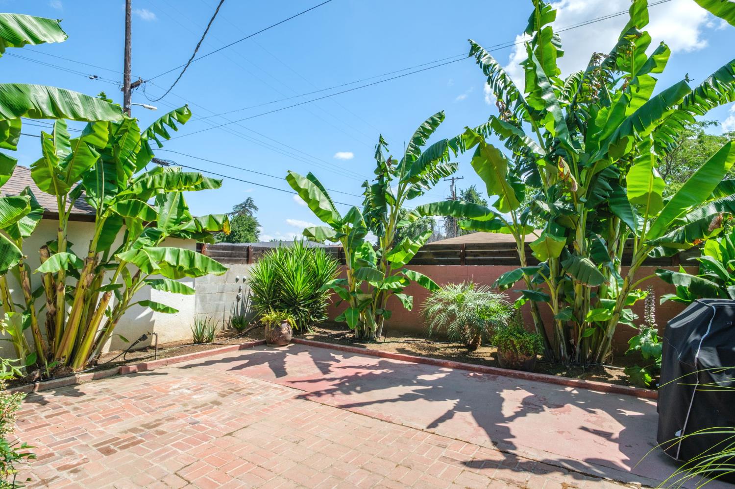 93 E Andrews Avenue, Fresno, CA, 93704