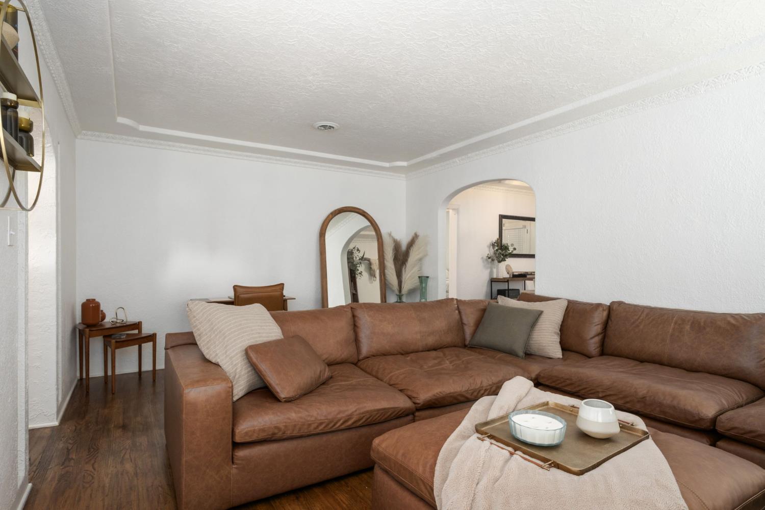 93 E Andrews Avenue, Fresno, CA, 93704