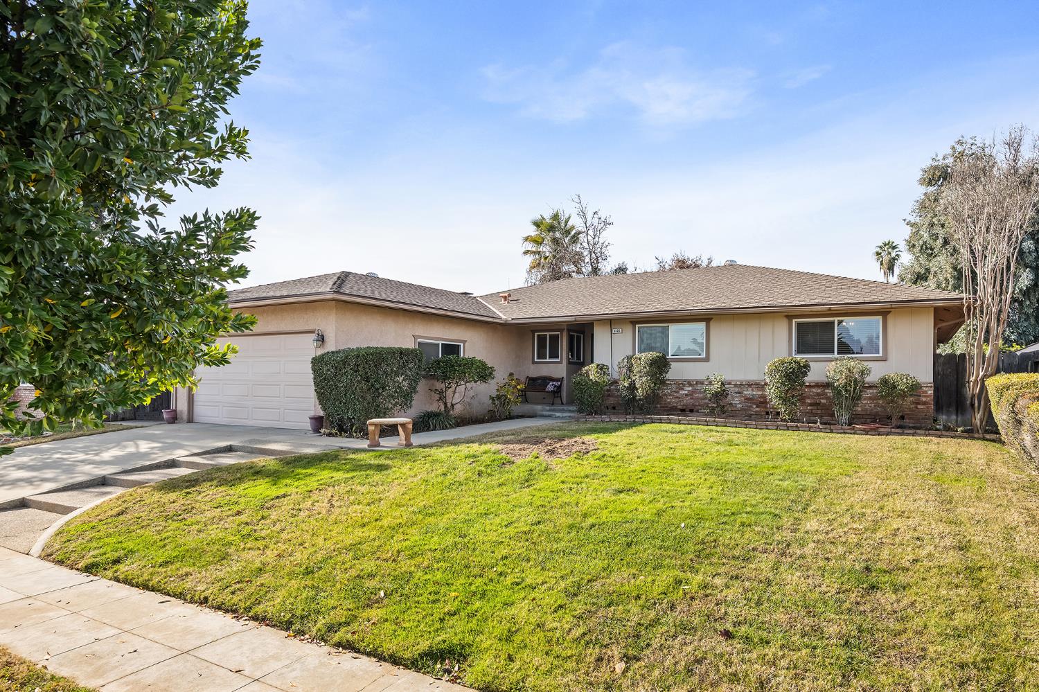 Single Family in Fresno - photo 3