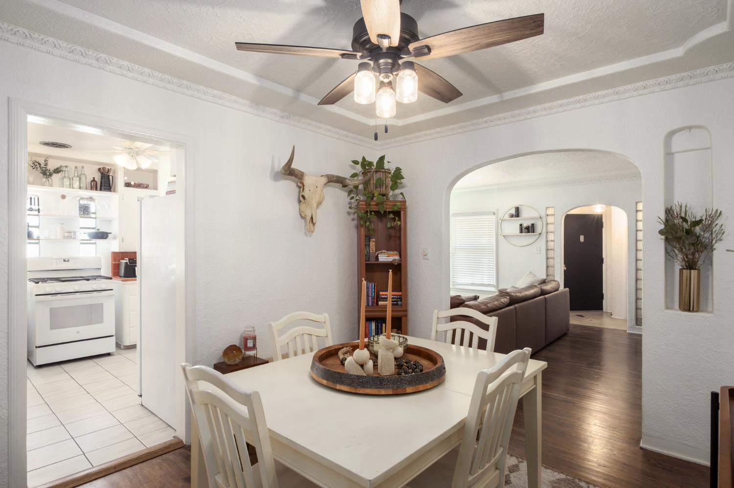93 E Andrews Avenue, Fresno, CA, 93704