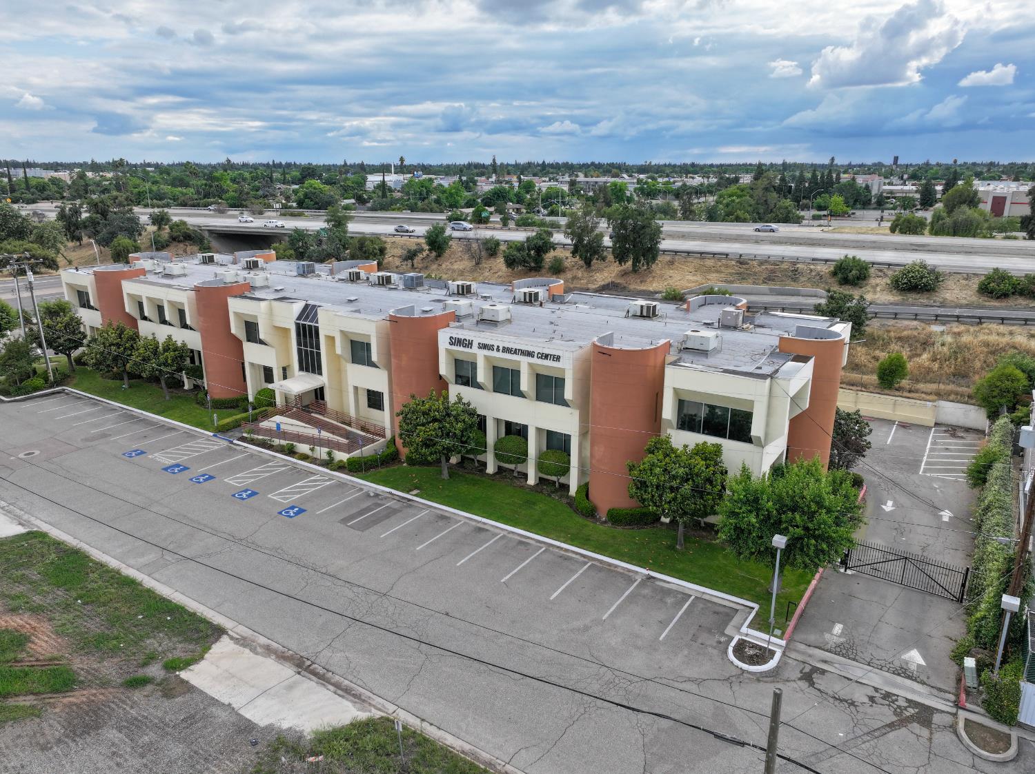 7011 N Howard, Fresno, CA, 93720