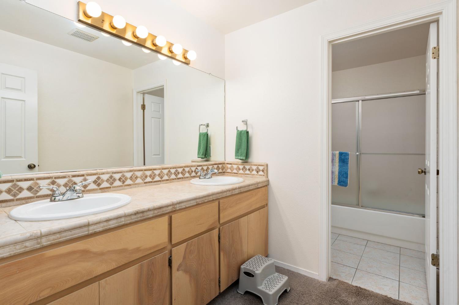 7311 W Rialto Avenue, Fresno, CA, 93723