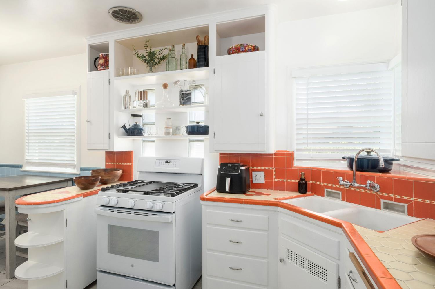 93 E Andrews Avenue, Fresno, CA, 93704