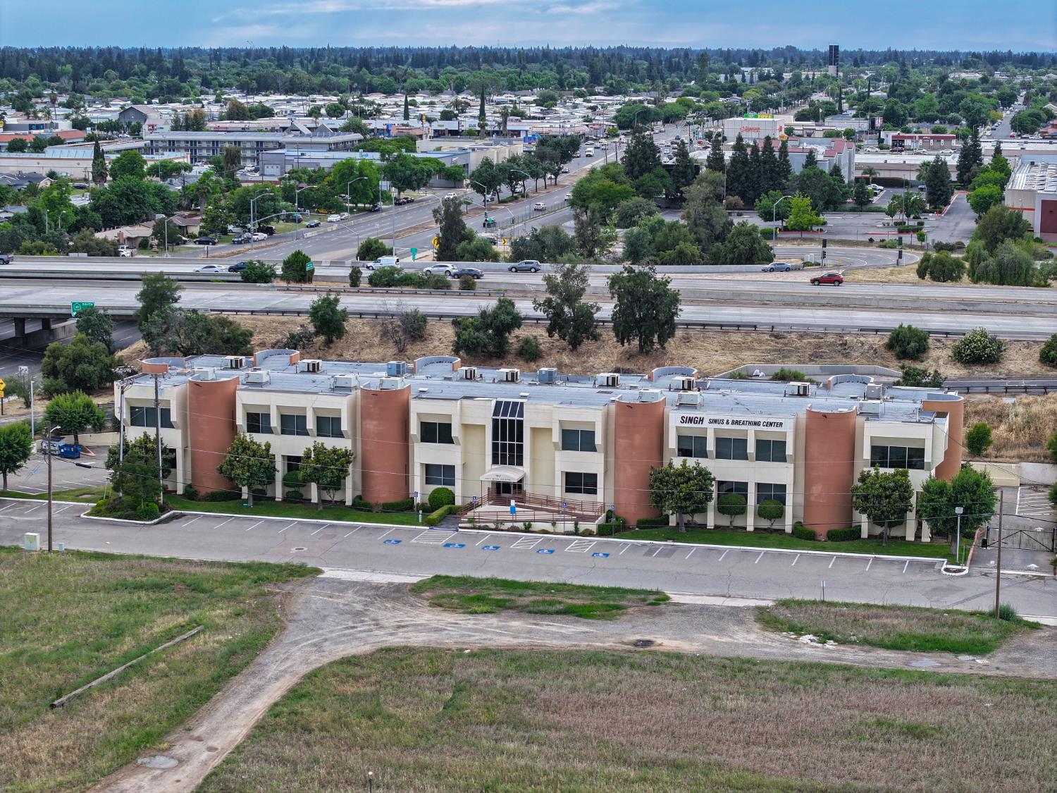 7011 N Howard, Fresno, CA, 93720
