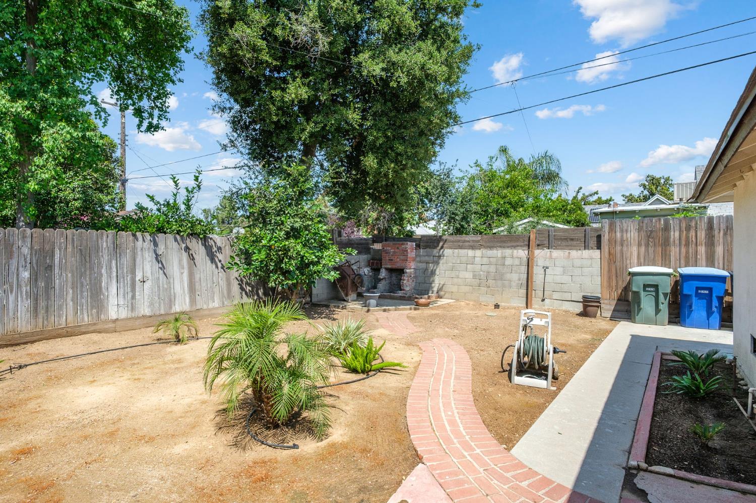 93 E Andrews Avenue, Fresno, CA, 93704