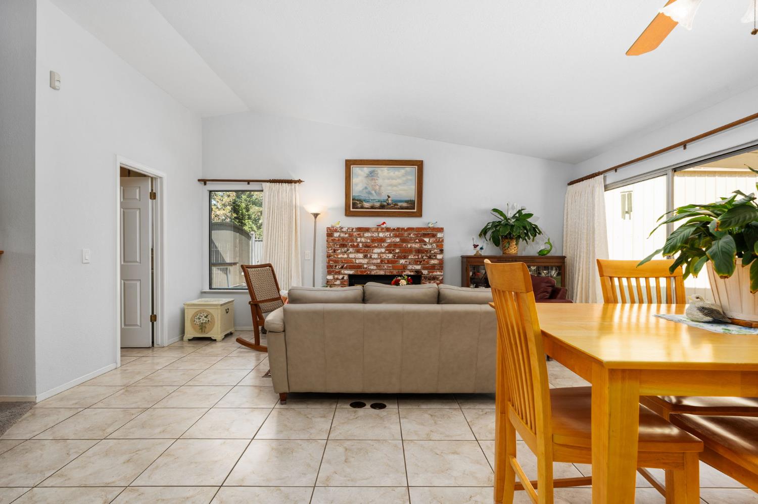 7311 W Rialto Avenue, Fresno, CA, 93723