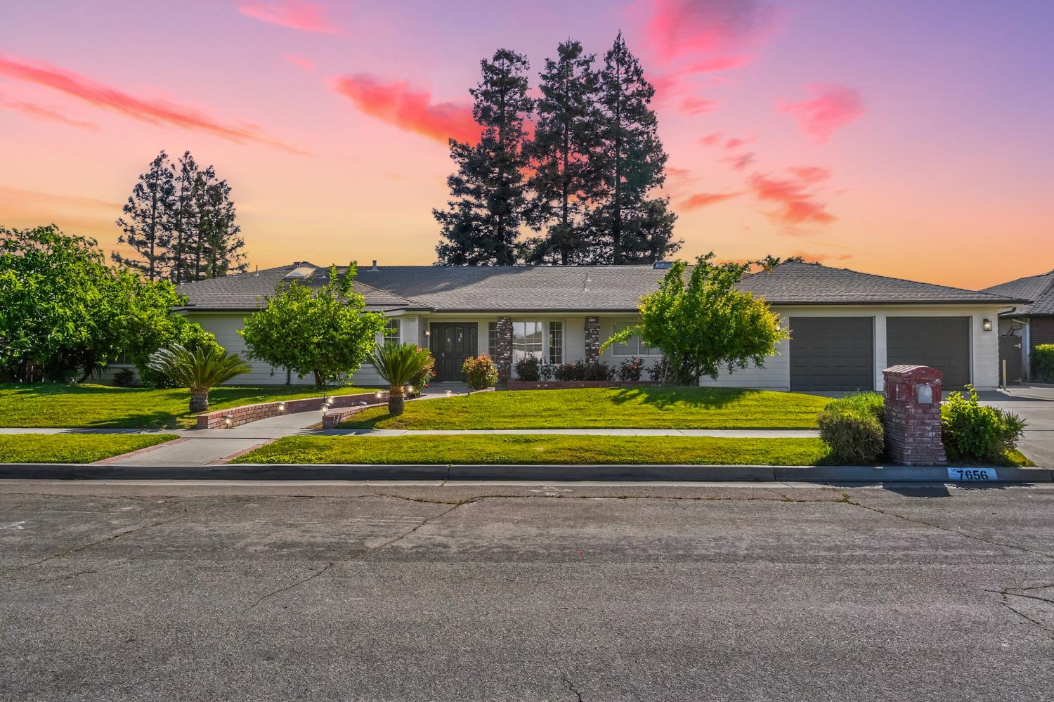 $750,000+