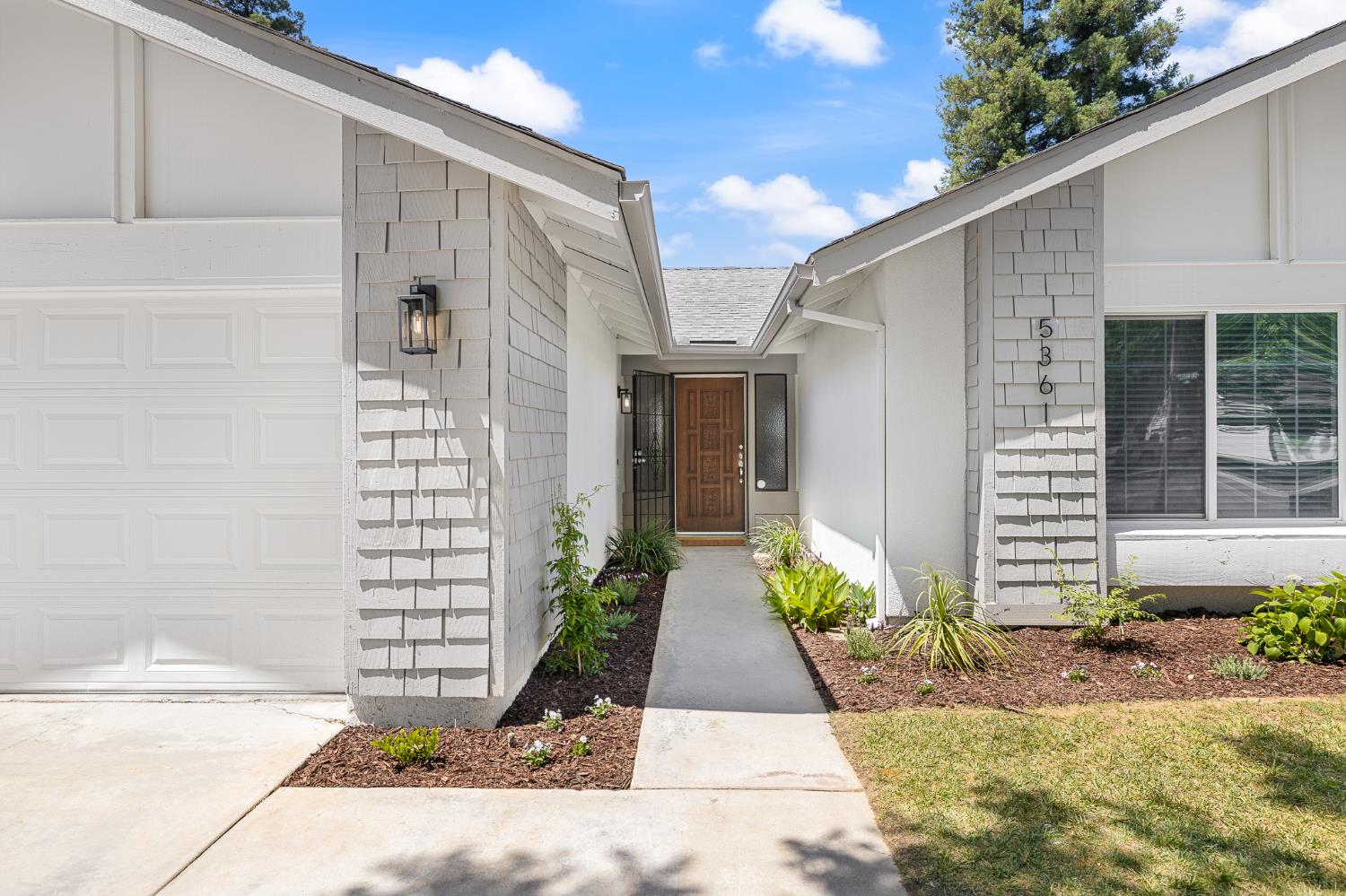 5361 N El Sol Avenue, Fresno, CA, 93722