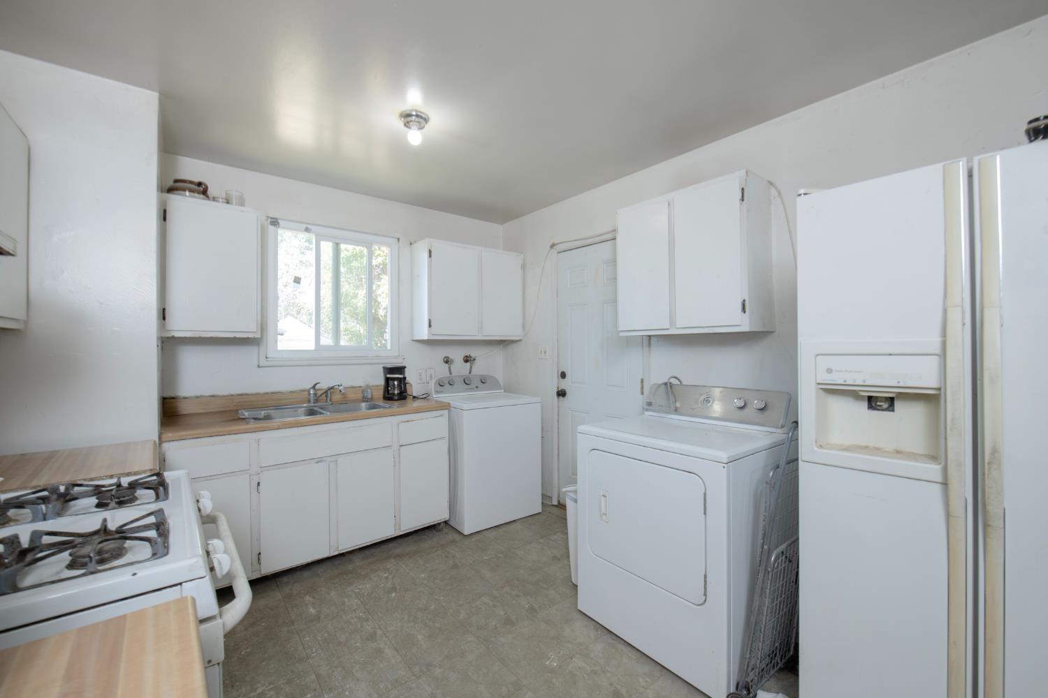 4431 N Augusta Street, Fresno, CA, 93726