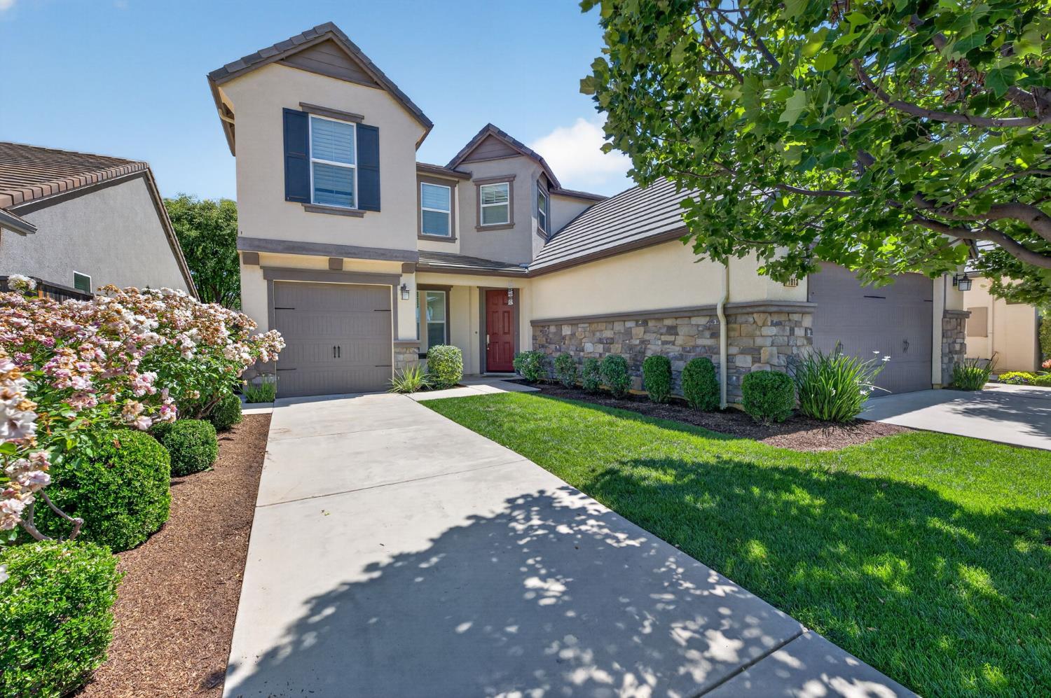 Single Family in Clovis - photo 2