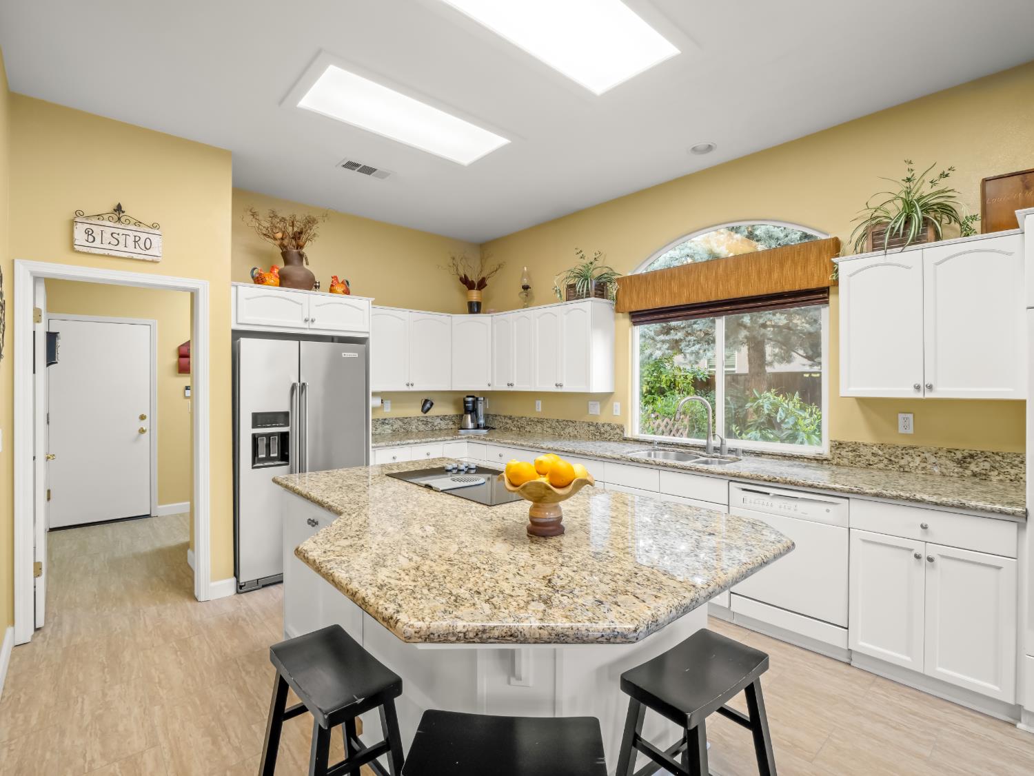 534 Heritage Avenue, Clovis, CA, 93619
