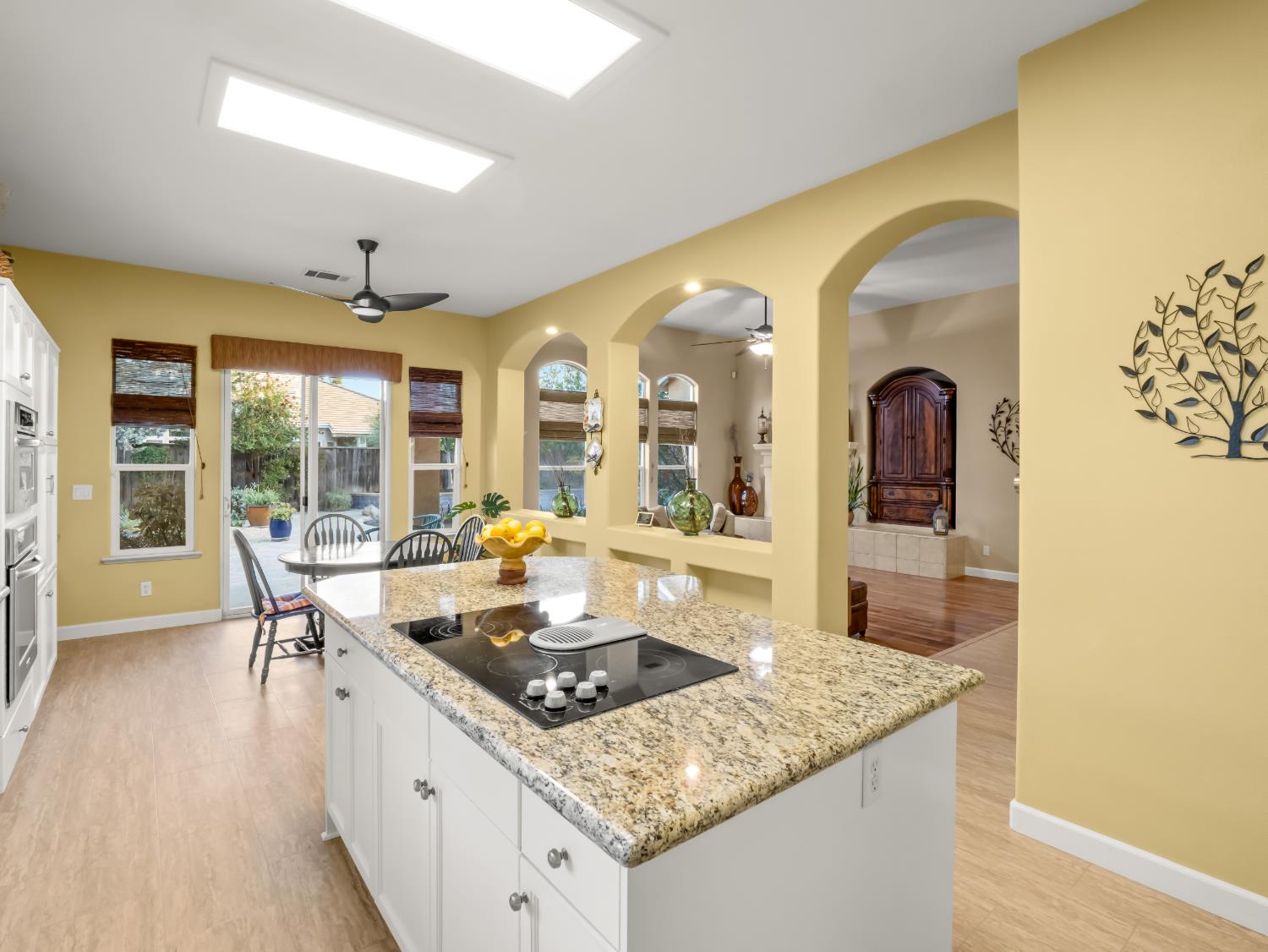 534 Heritage Avenue, Clovis, CA, 93619