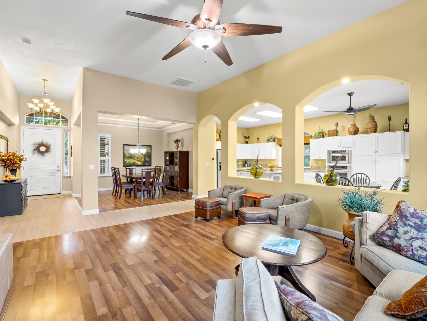 534 Heritage Avenue, Clovis, CA, 93619