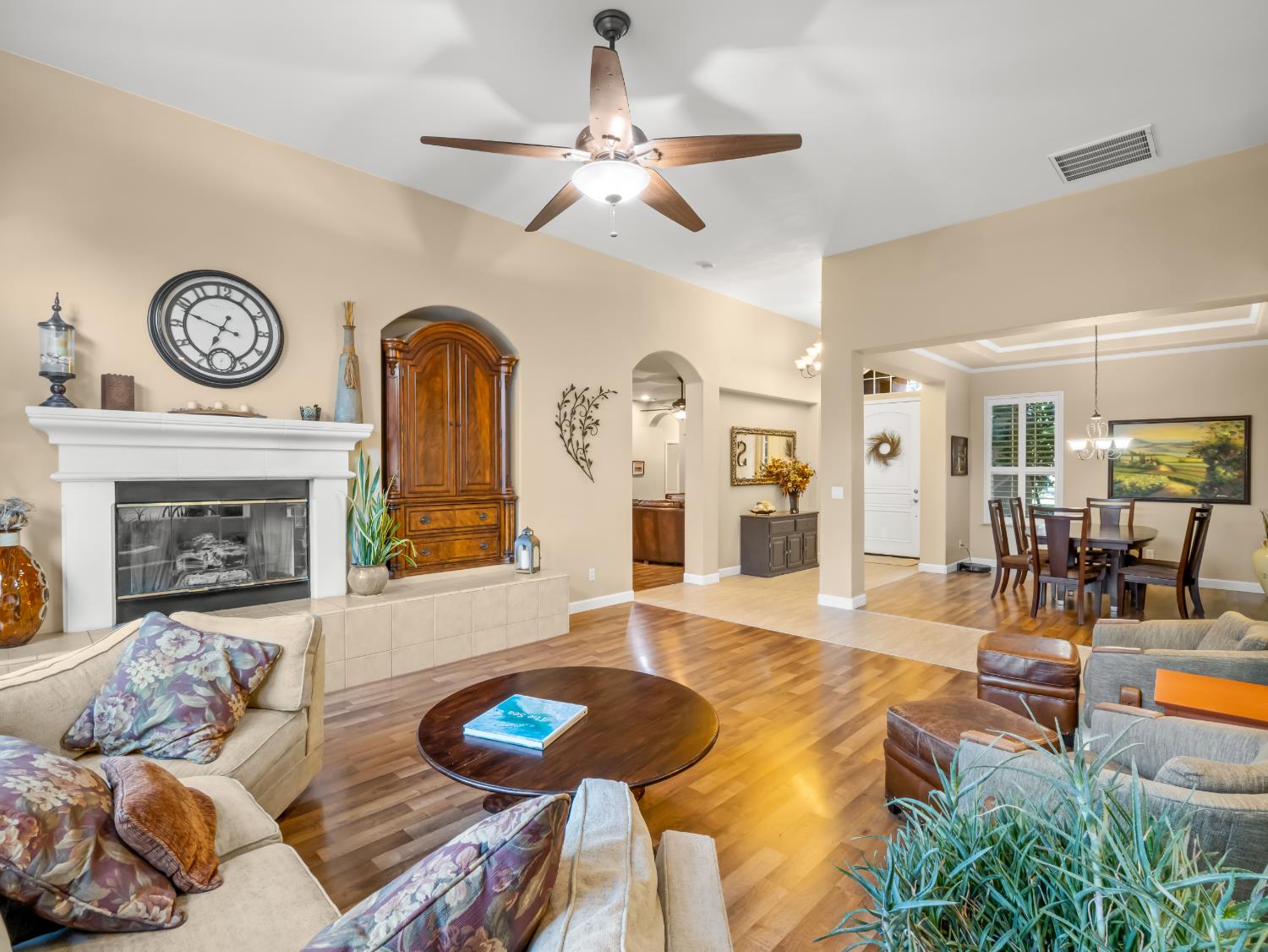 534 Heritage Avenue, Clovis, CA, 93619