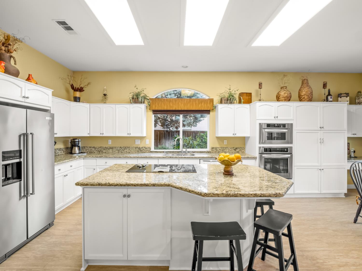 534 Heritage Avenue, Clovis, CA, 93619