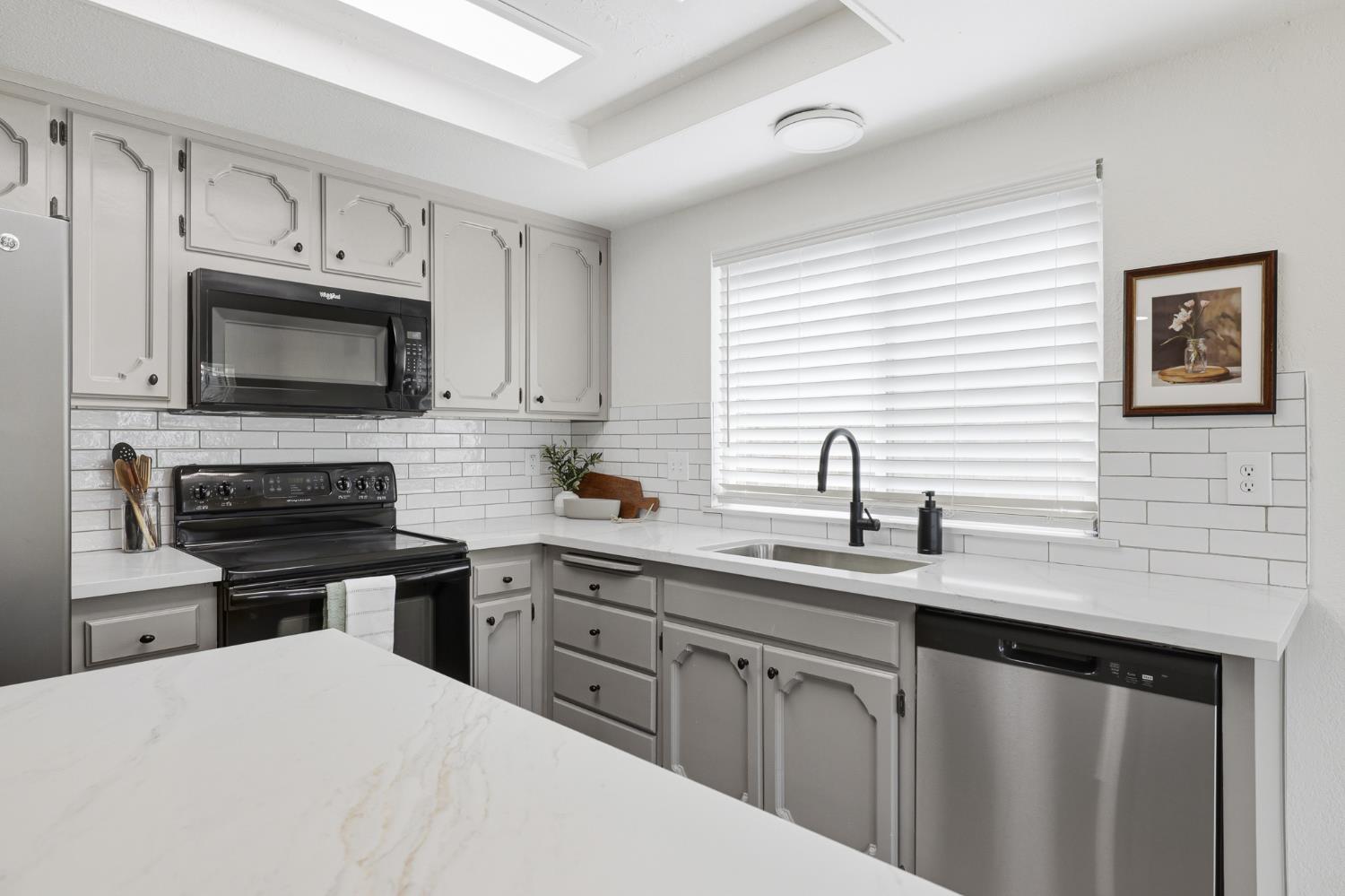 5361 N El Sol Avenue, Fresno, CA, 93722