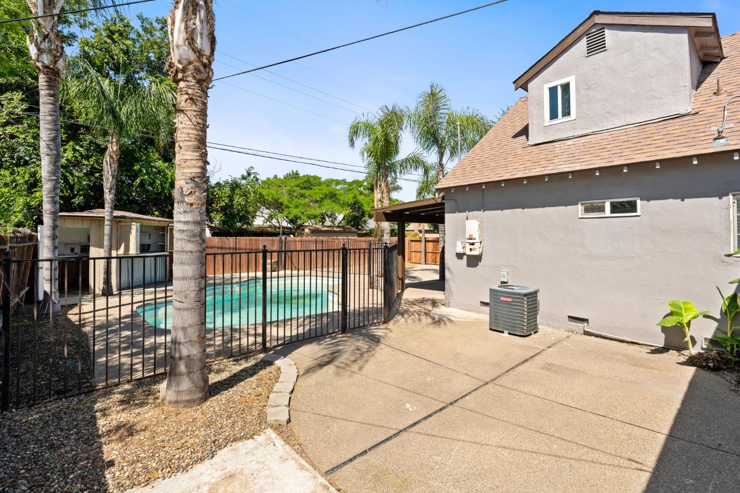 4843 N Doon Way, Fresno, CA, 93726